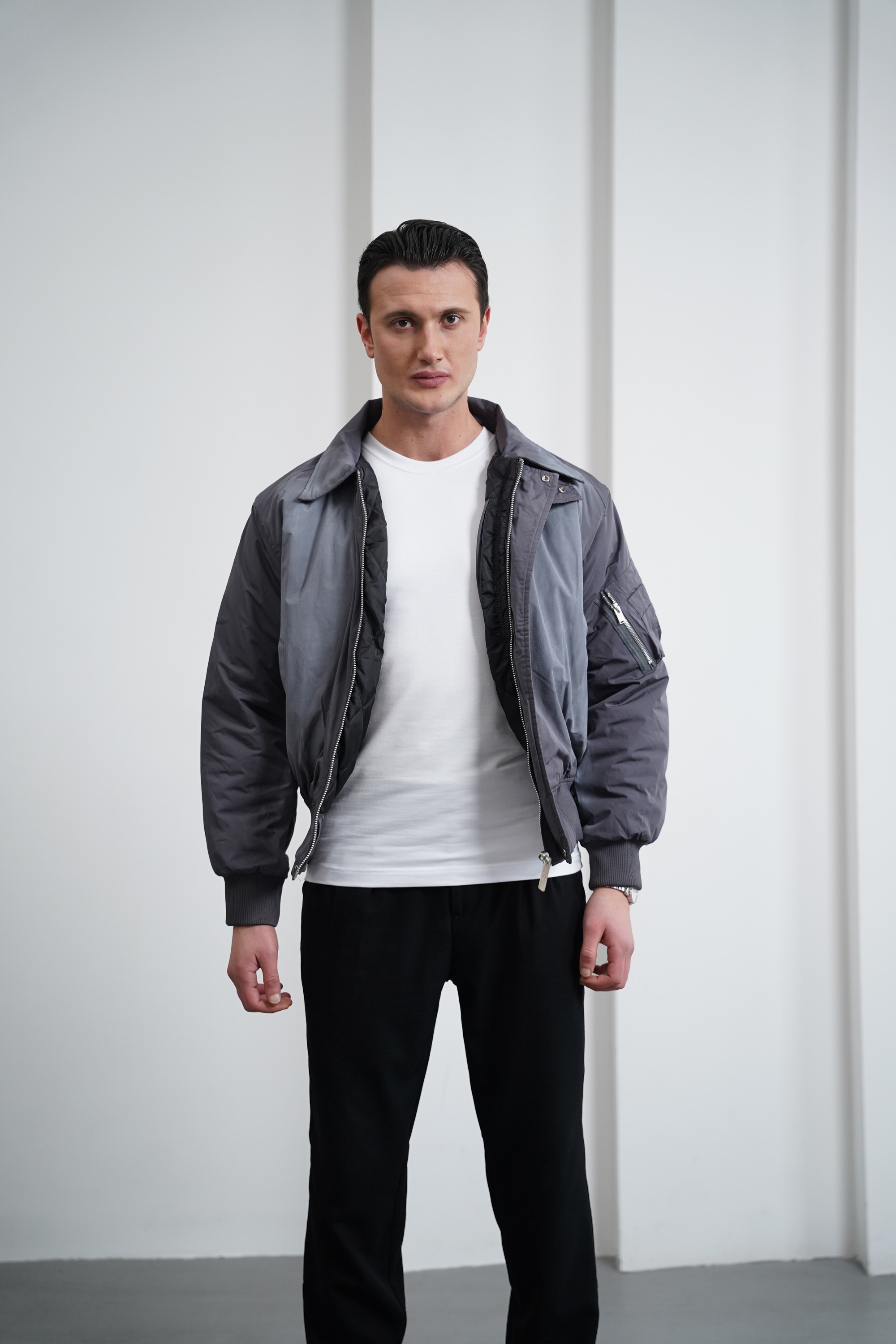 Cep Detaylı Fermuarlı Bomber Mont