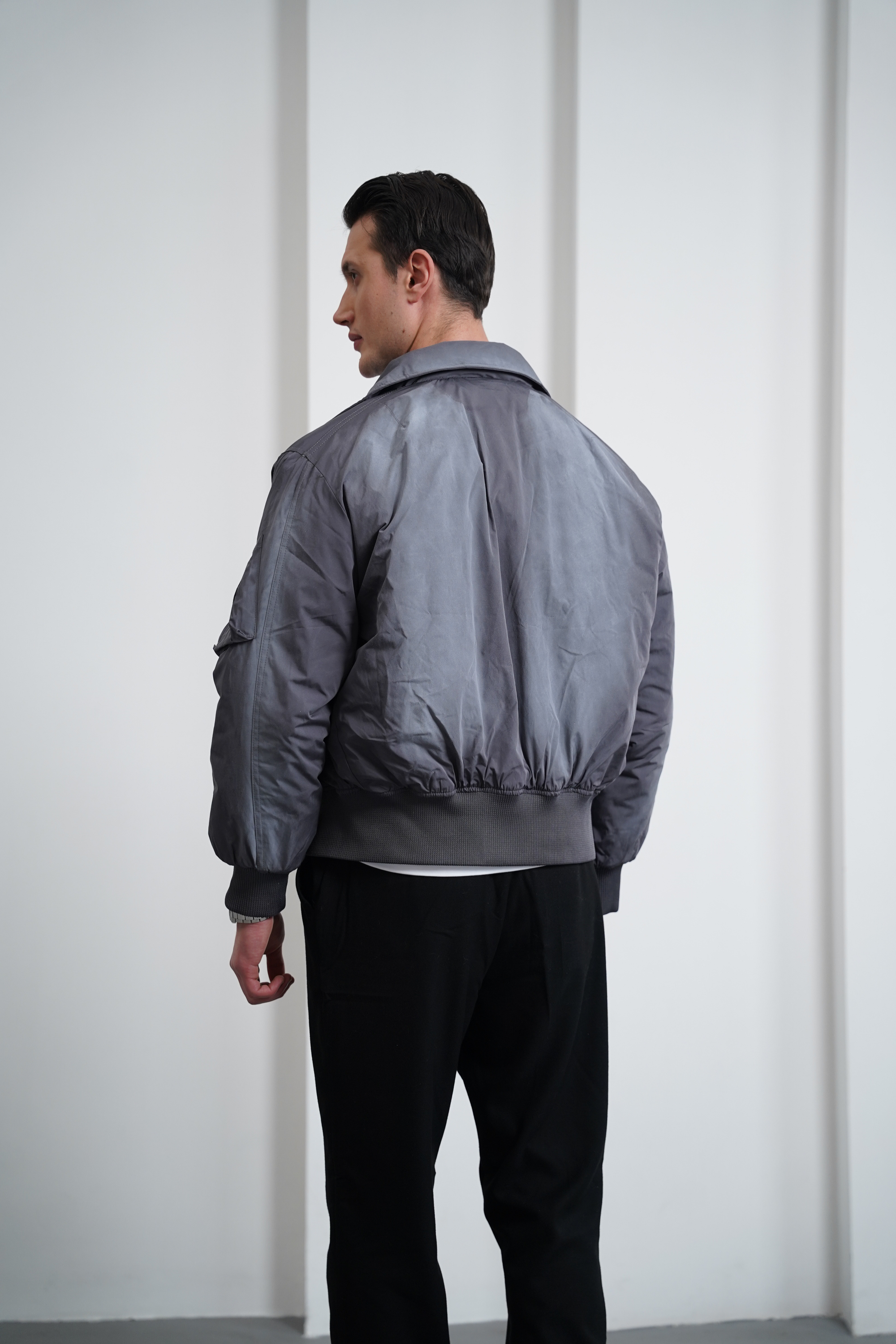 Cep Detaylı Fermuarlı Bomber Mont