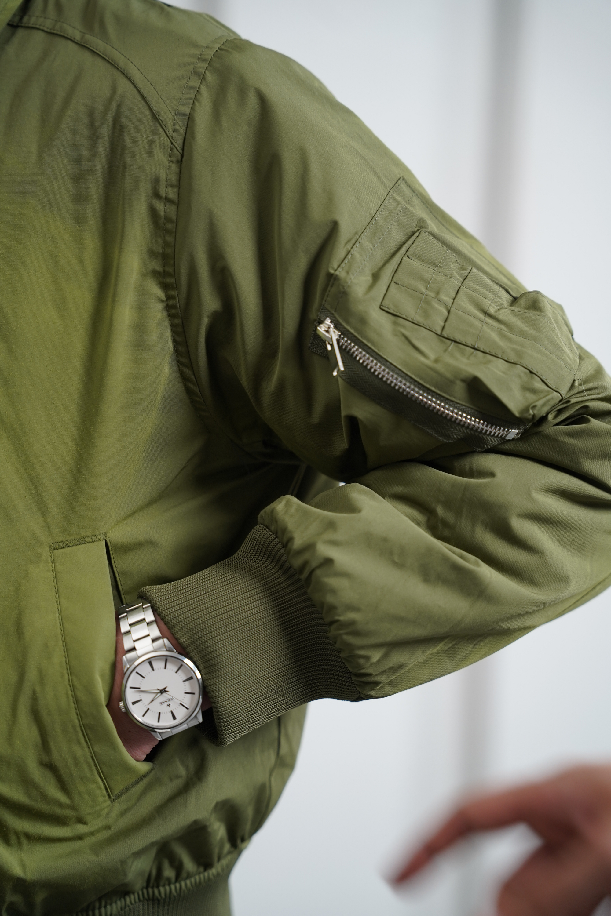 Cep Detaylı Fermuarlı Bomber Mont