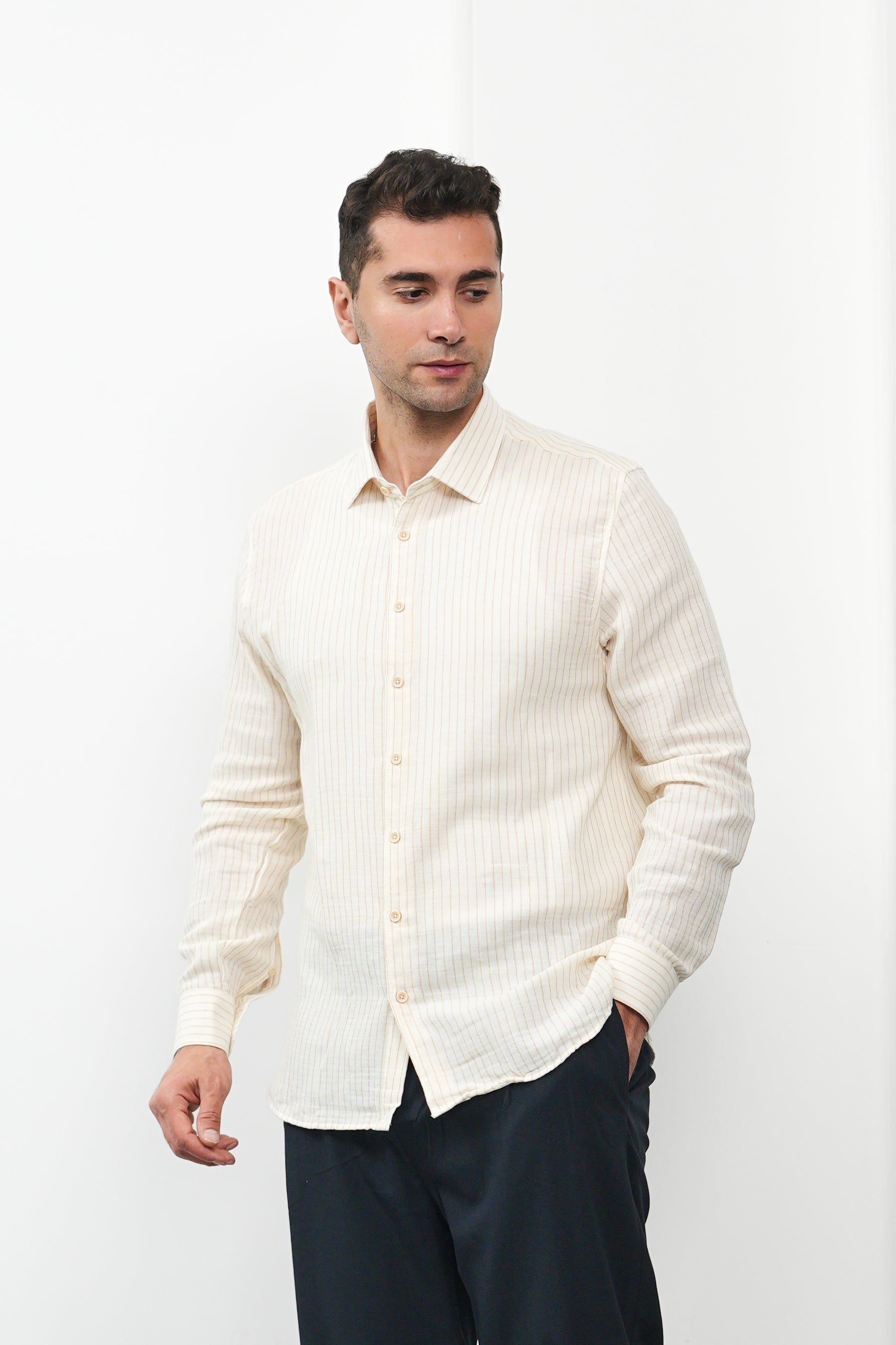 İnce Fitilli %100 İnce Pamuk Keten Regular Kalıp Gömlek