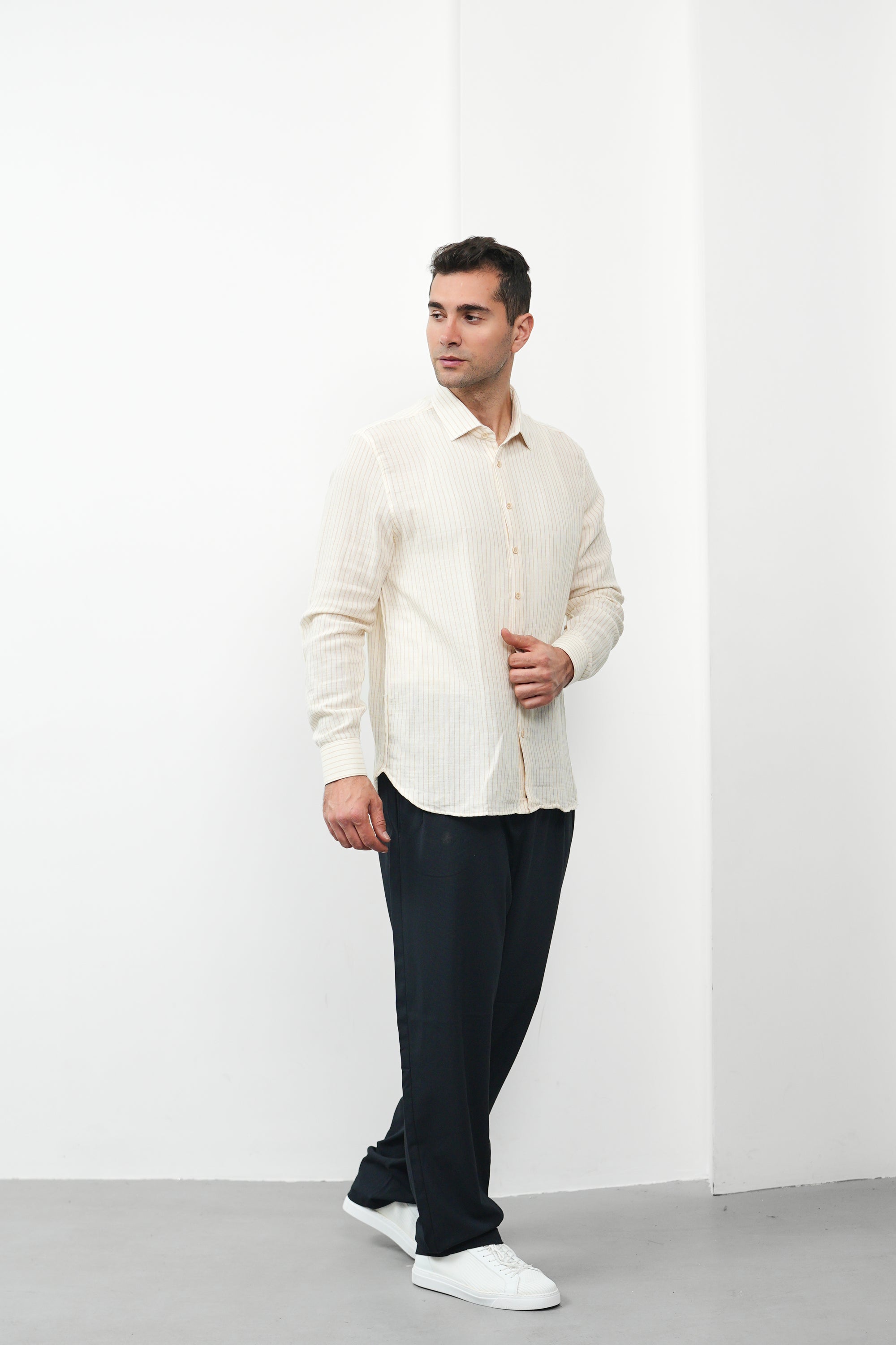 İnce Fitilli %100 İnce Pamuk Keten Regular Kalıp Gömlek