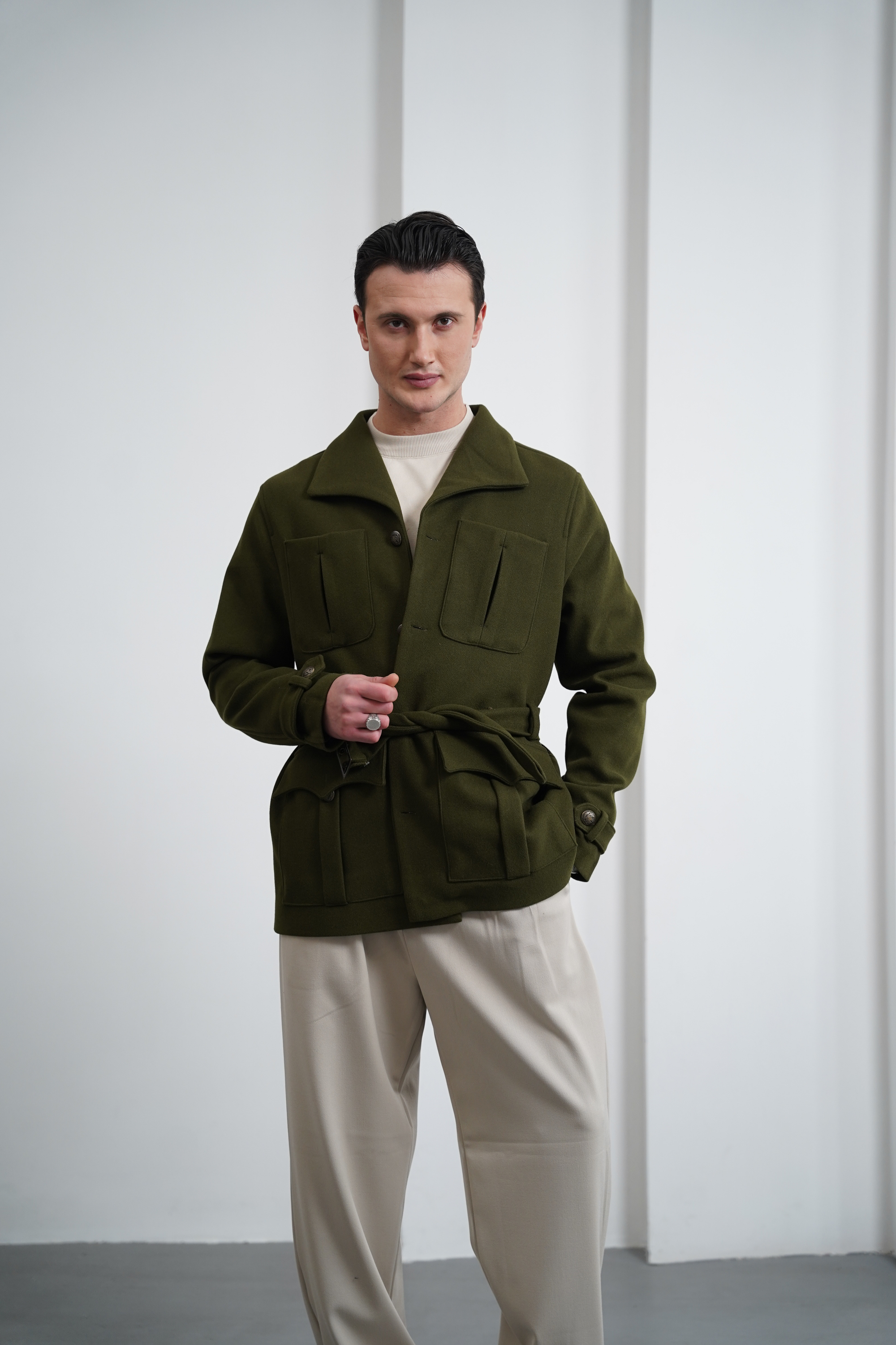 Kayık Yaka Kuzu Kaşmir Kaban