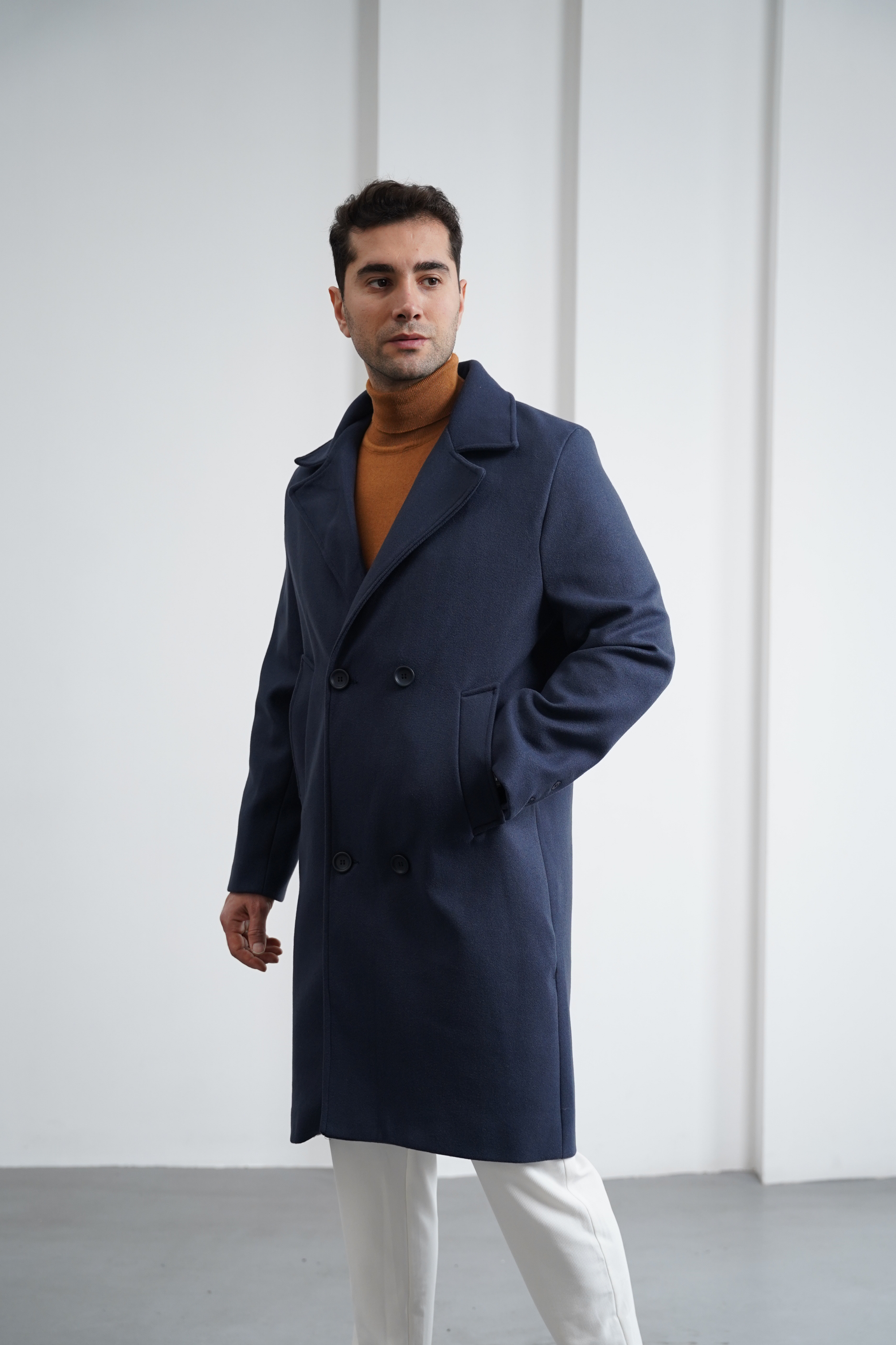 Kemer Detaylı Kaşe Kaban