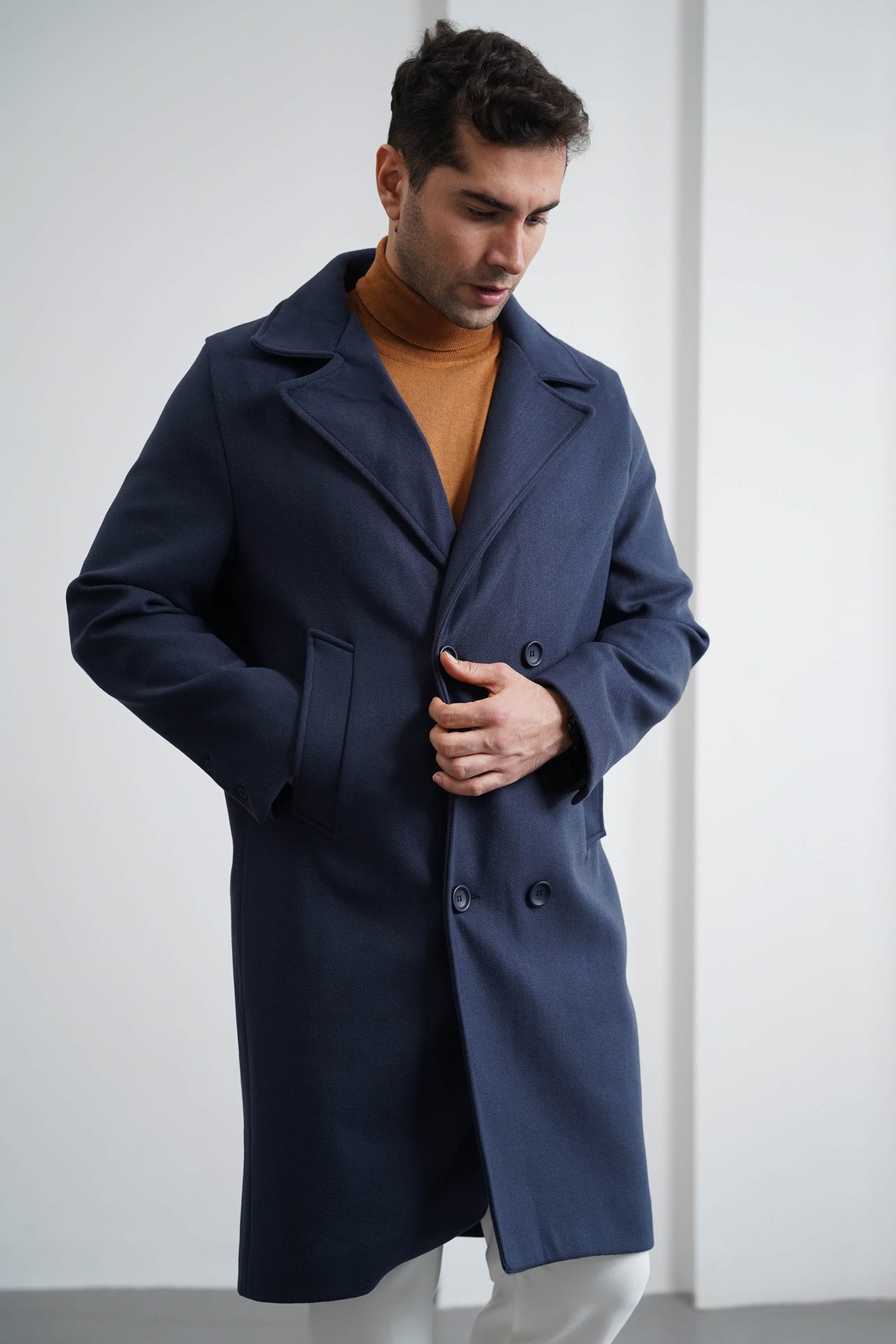 Kemer Detaylı Kaşe Kaban