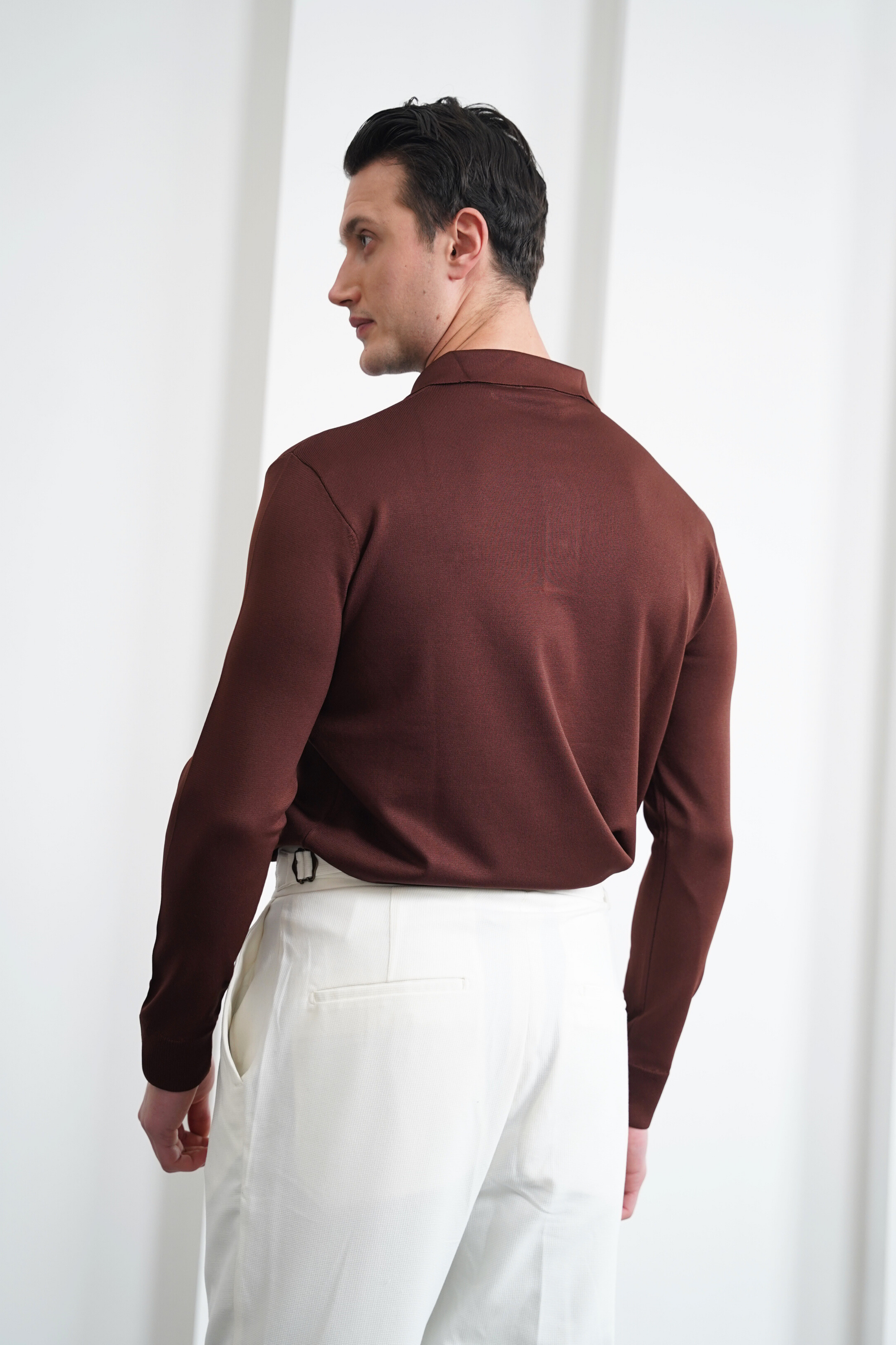 Merserize Kumaş Geniş Yaka Düğmeli Triko