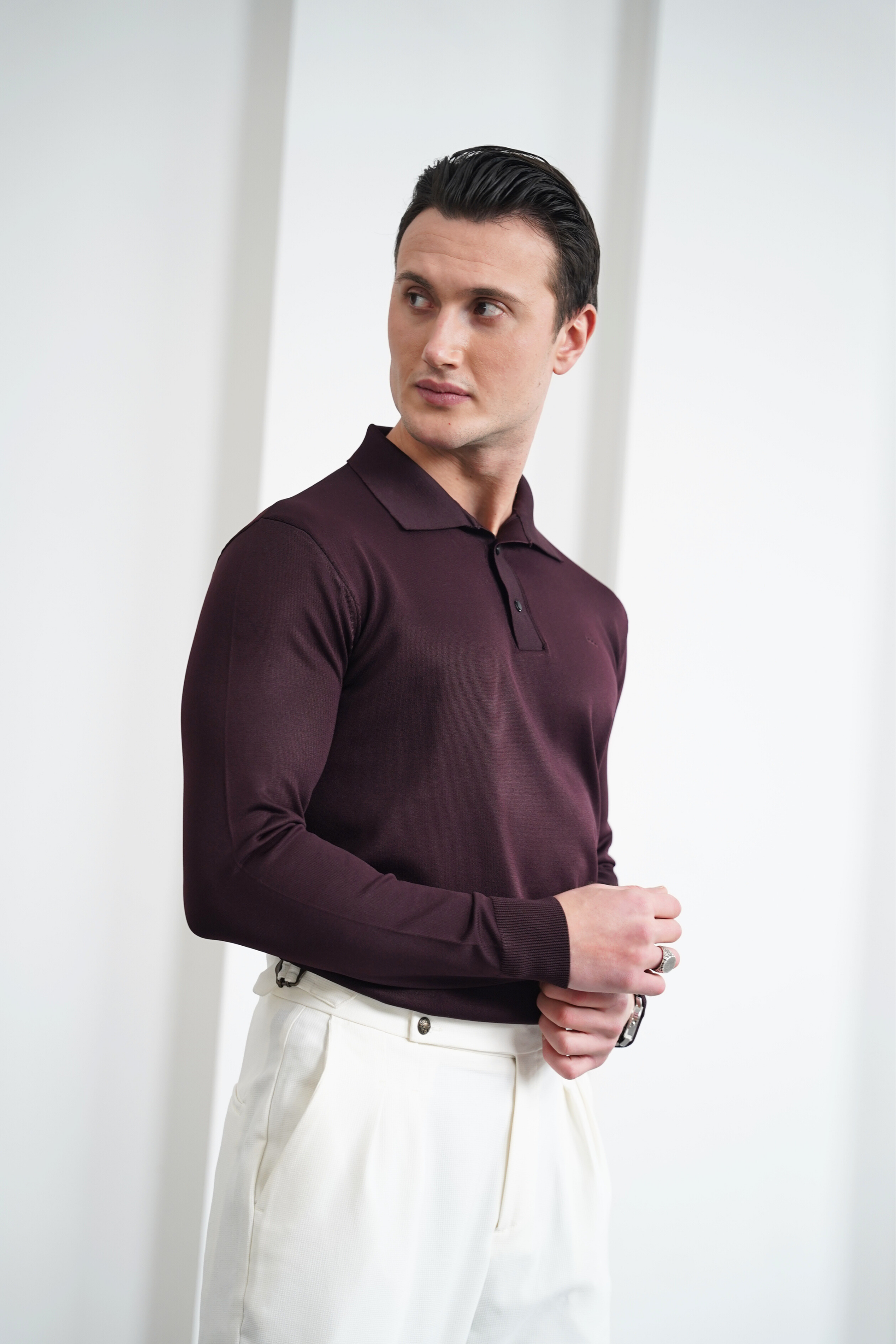 Merserize Kumaş Geniş Yaka Düğmeli Triko