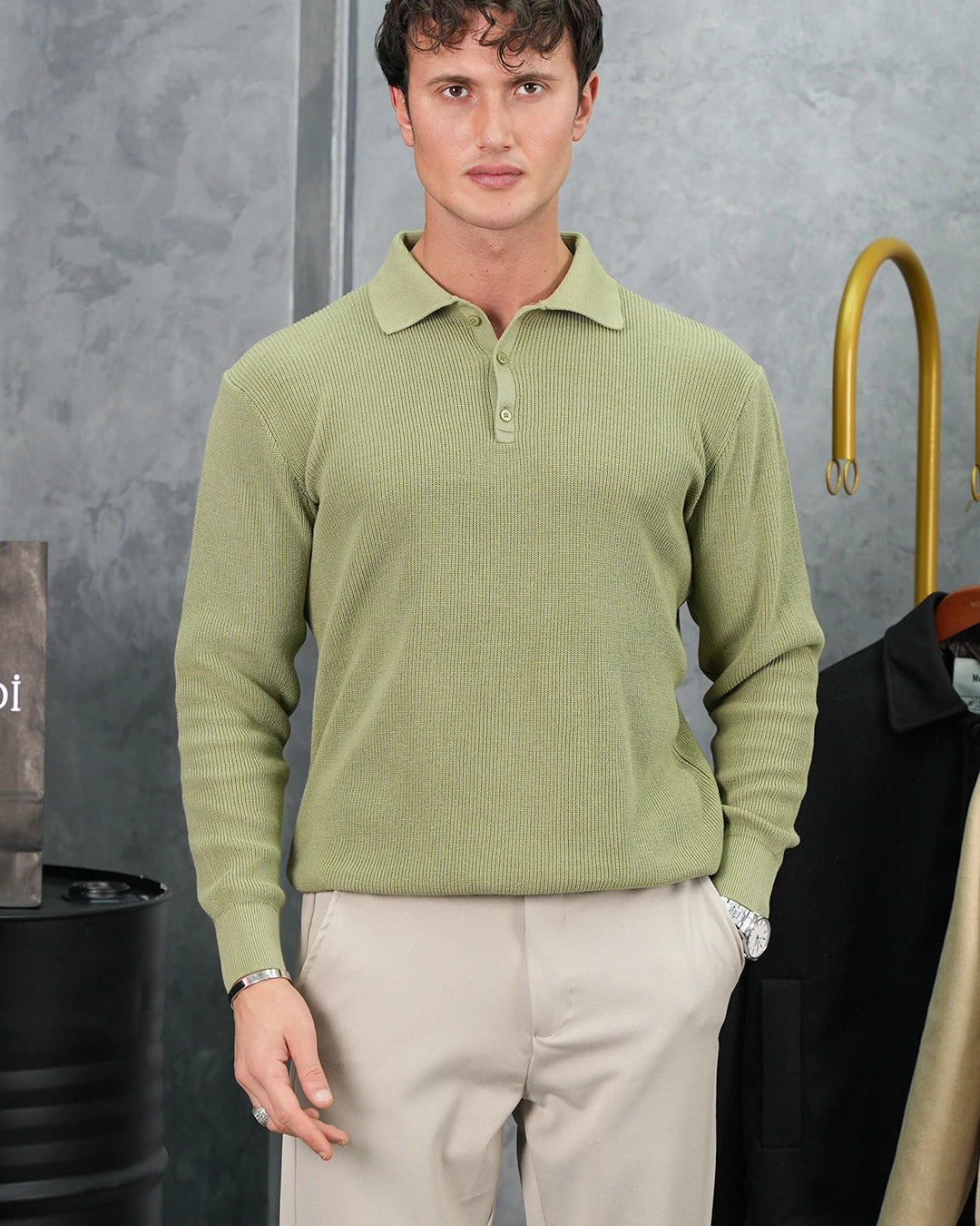 Polo Yaka Düğme Detaylı Kazak