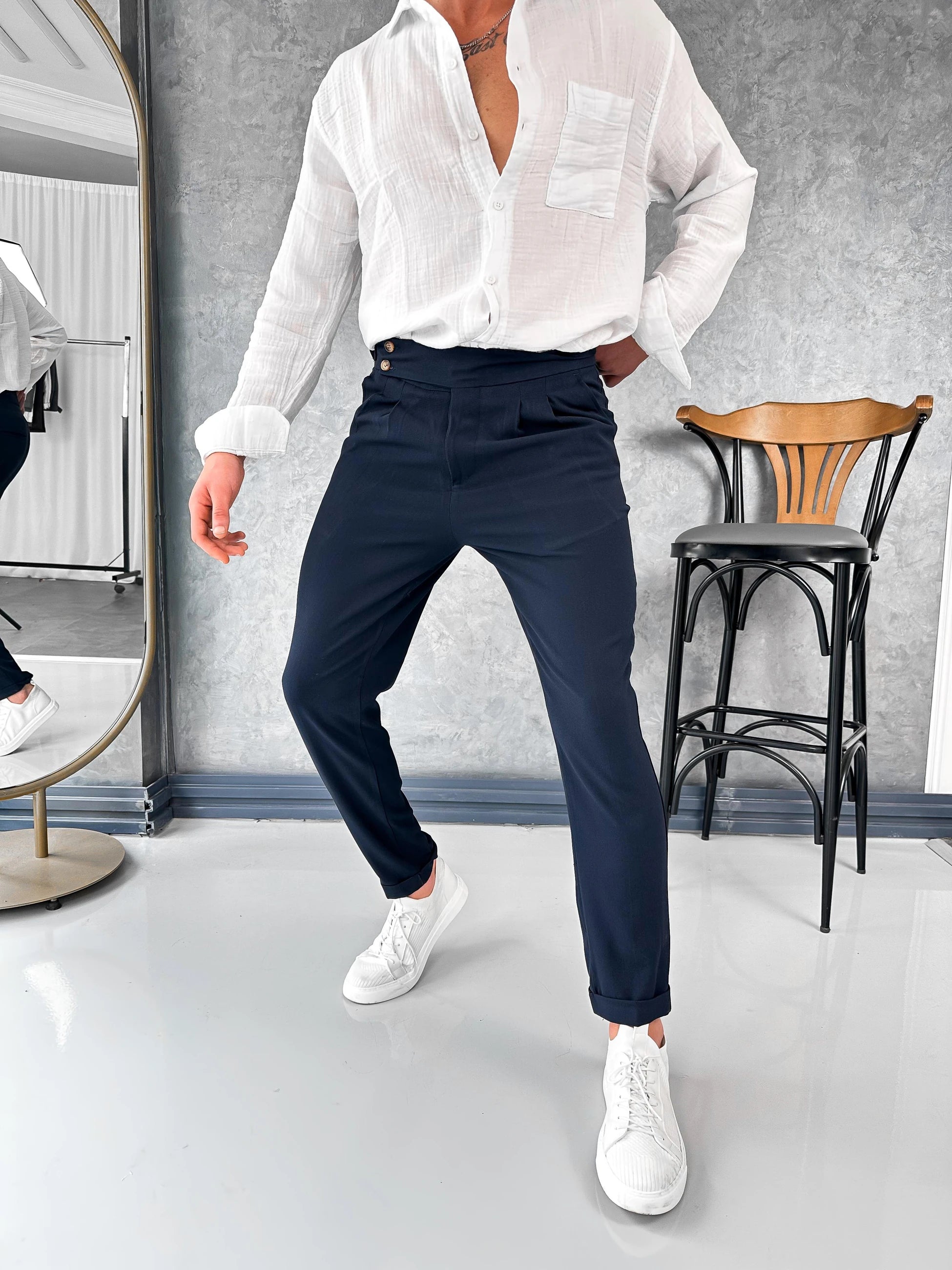 İki Düğme ve Toka Detaylı Yüksek Kalite Kumaş Pantolon