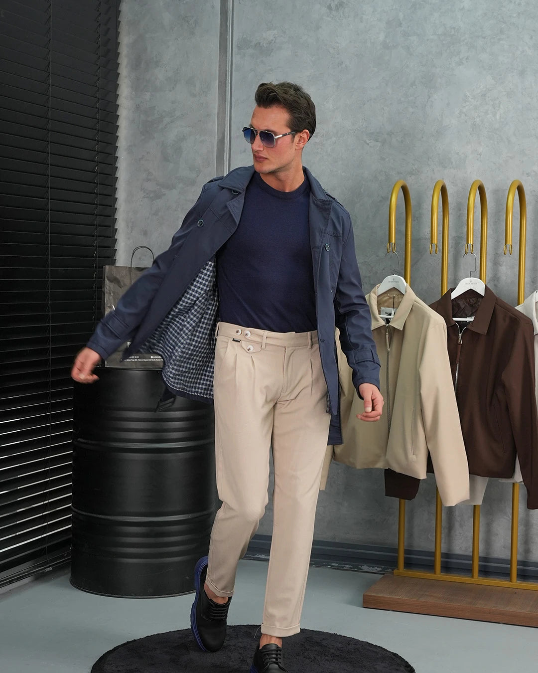 Kemer Detaylı Mevsimlik Trençkot