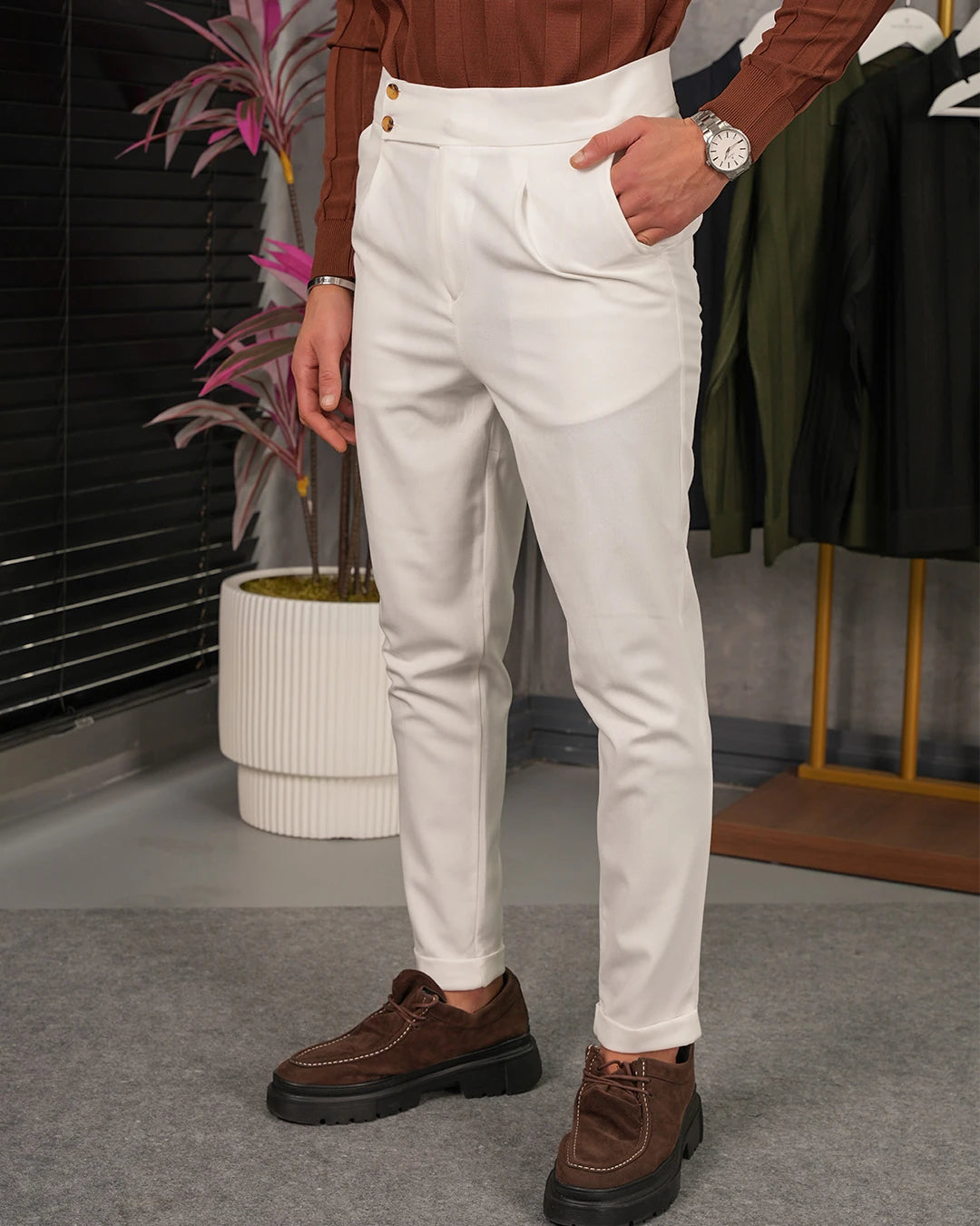 İki Düğme ve Toka Detaylı Yüksek Kalite Kumaş Pantolon