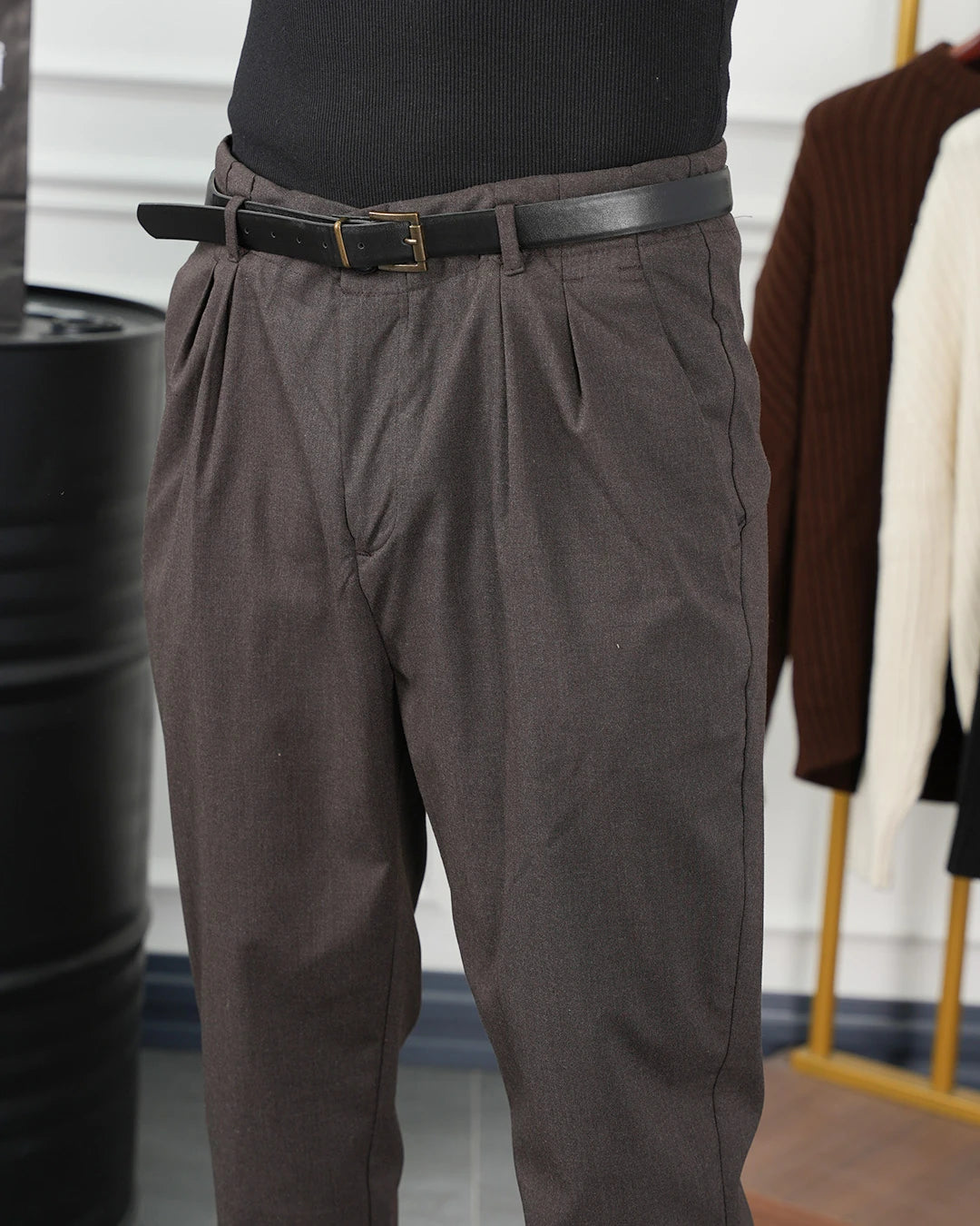 Kemer Detaylı İtalyan Kesim Pileli Pantolon