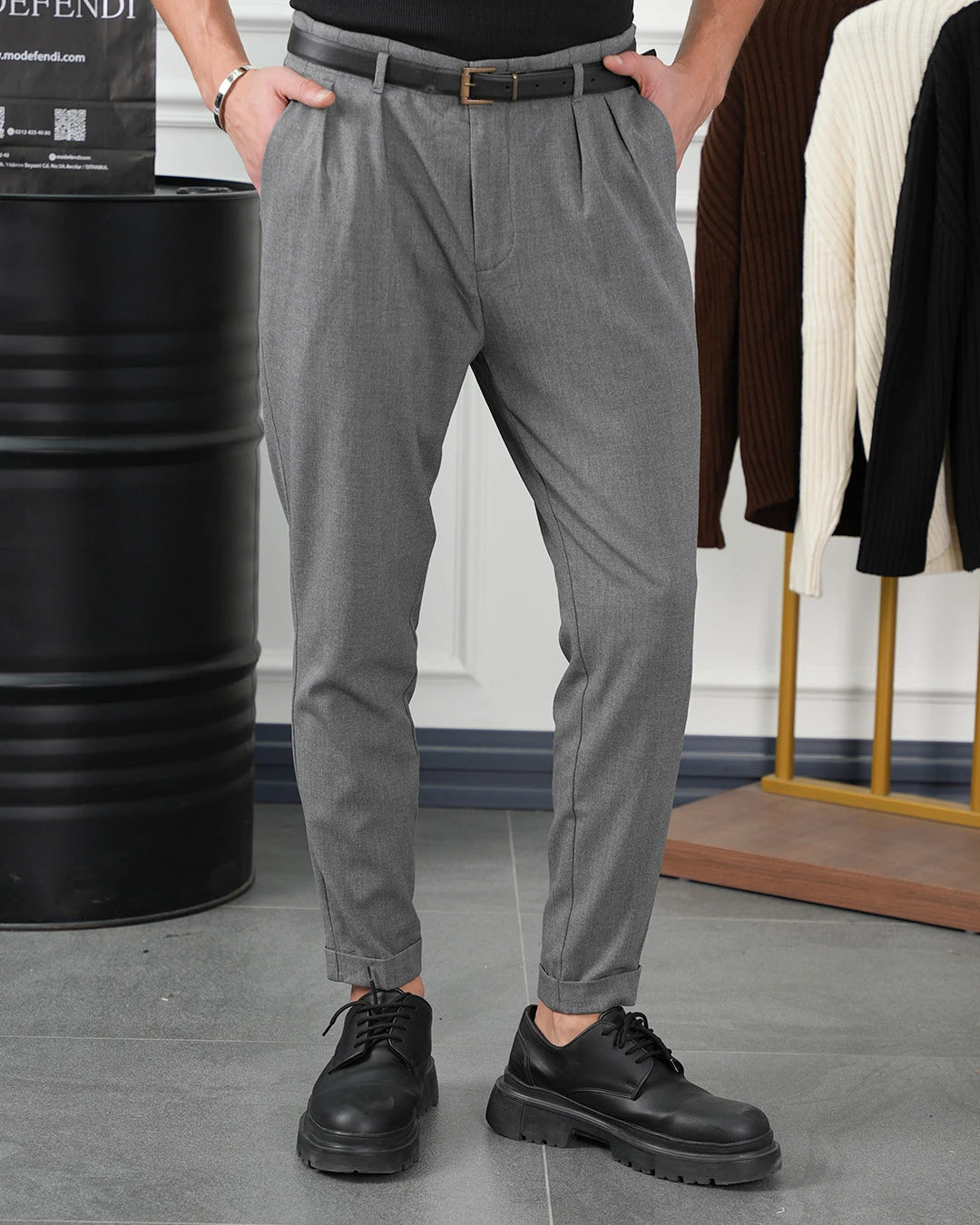 Kemer Detaylı İtalyan Kesim Pileli Pantolon