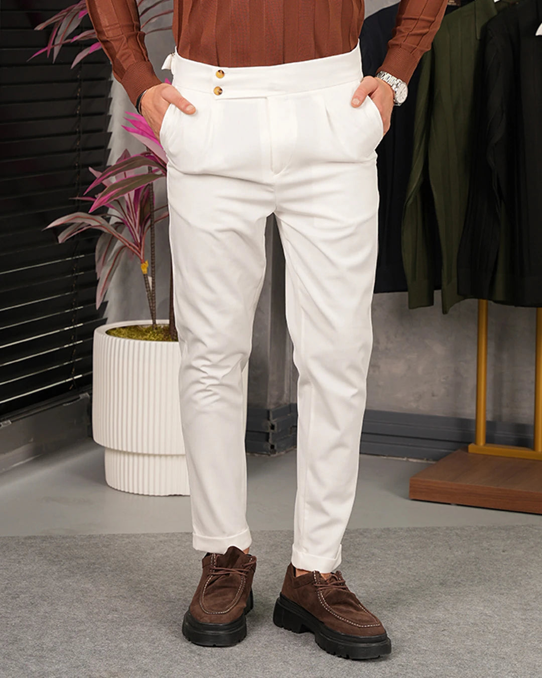 İki Düğme ve Toka Detaylı Yüksek Kalite Kumaş Pantolon