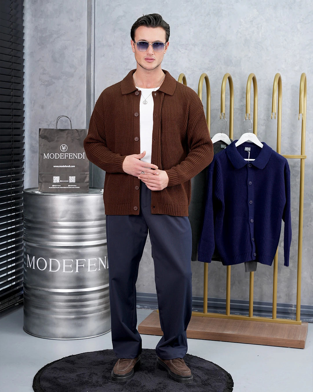 Düğmeli Gömlek Yaka Triko Hırka