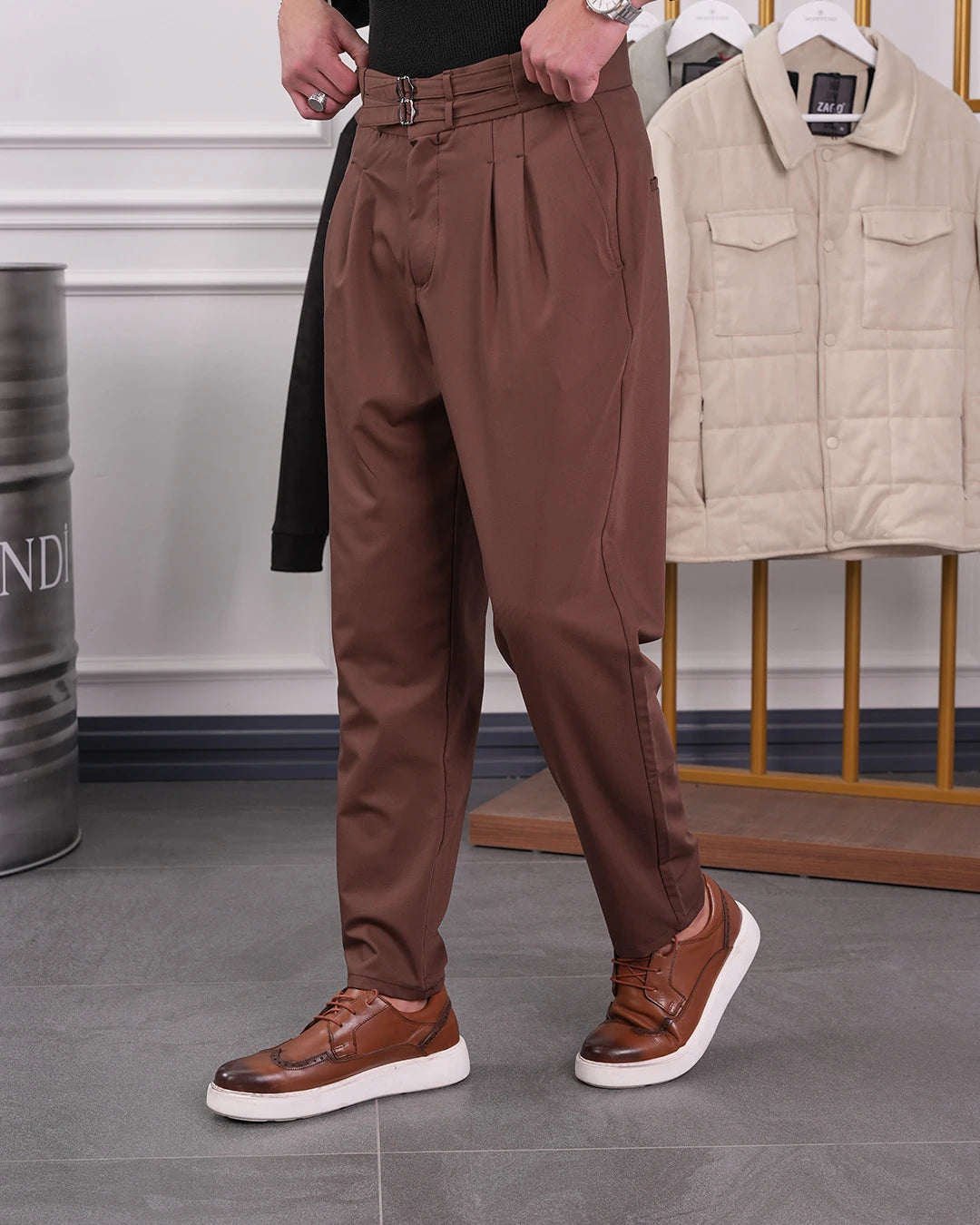 Toka Detaylı Çift Pile İtalyan Kesim Pantolon