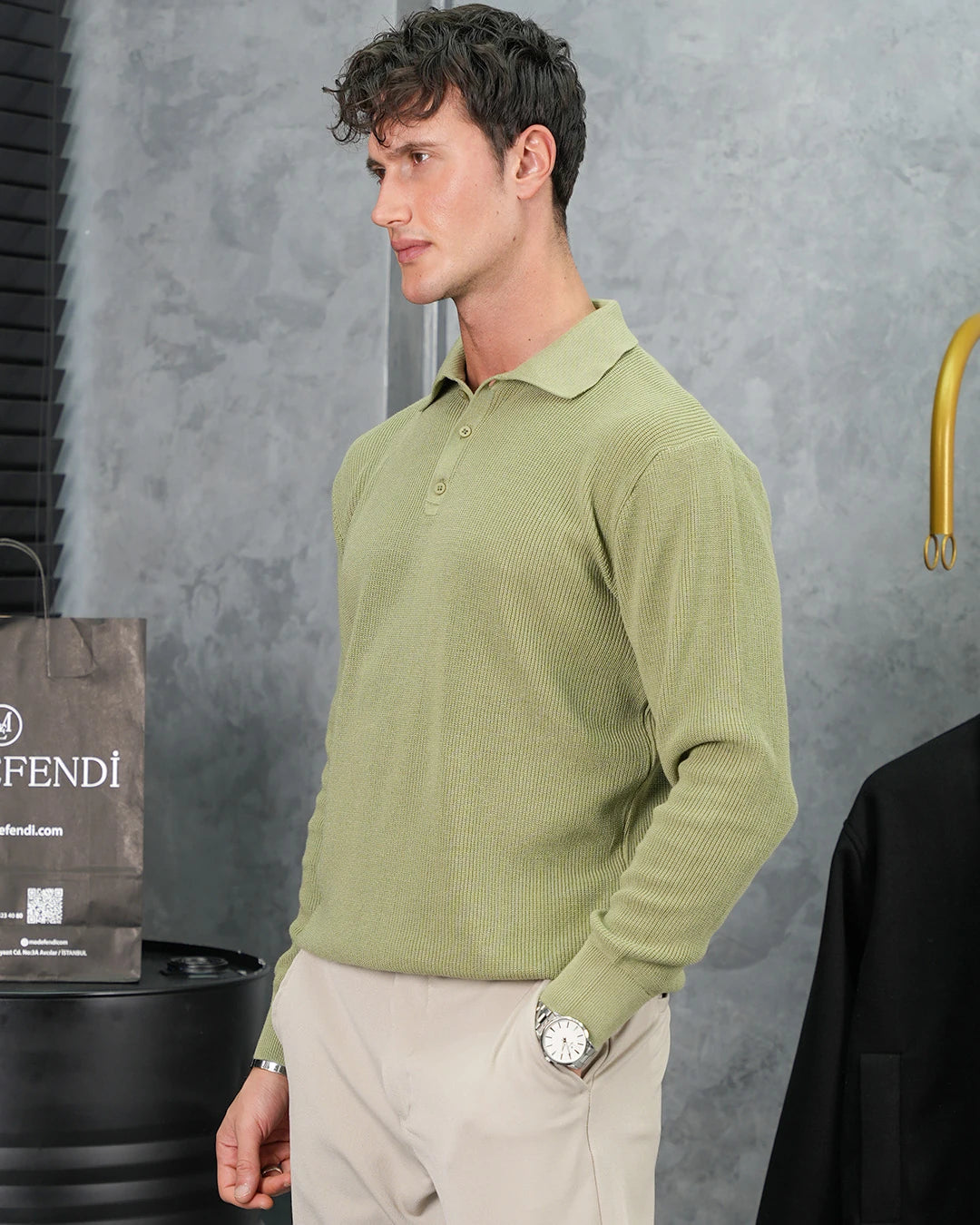 Polo Yaka Düğme Detaylı Kazak