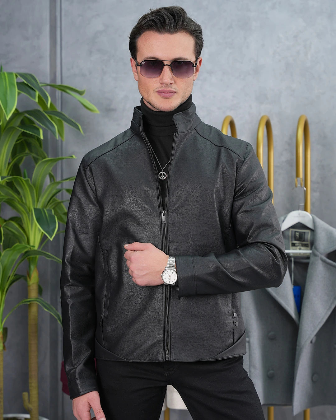 Slim fit Kalıp Hakim Yaka Ribanası Asimetrik Model İthal Deri Mont