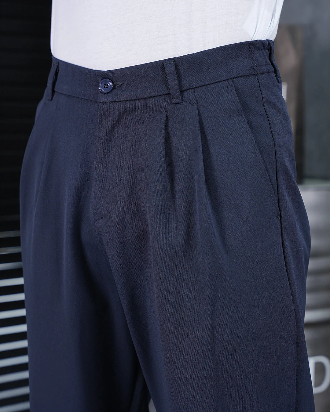 Baggy Kesim Pile Detaylı Kumaş Pantolon