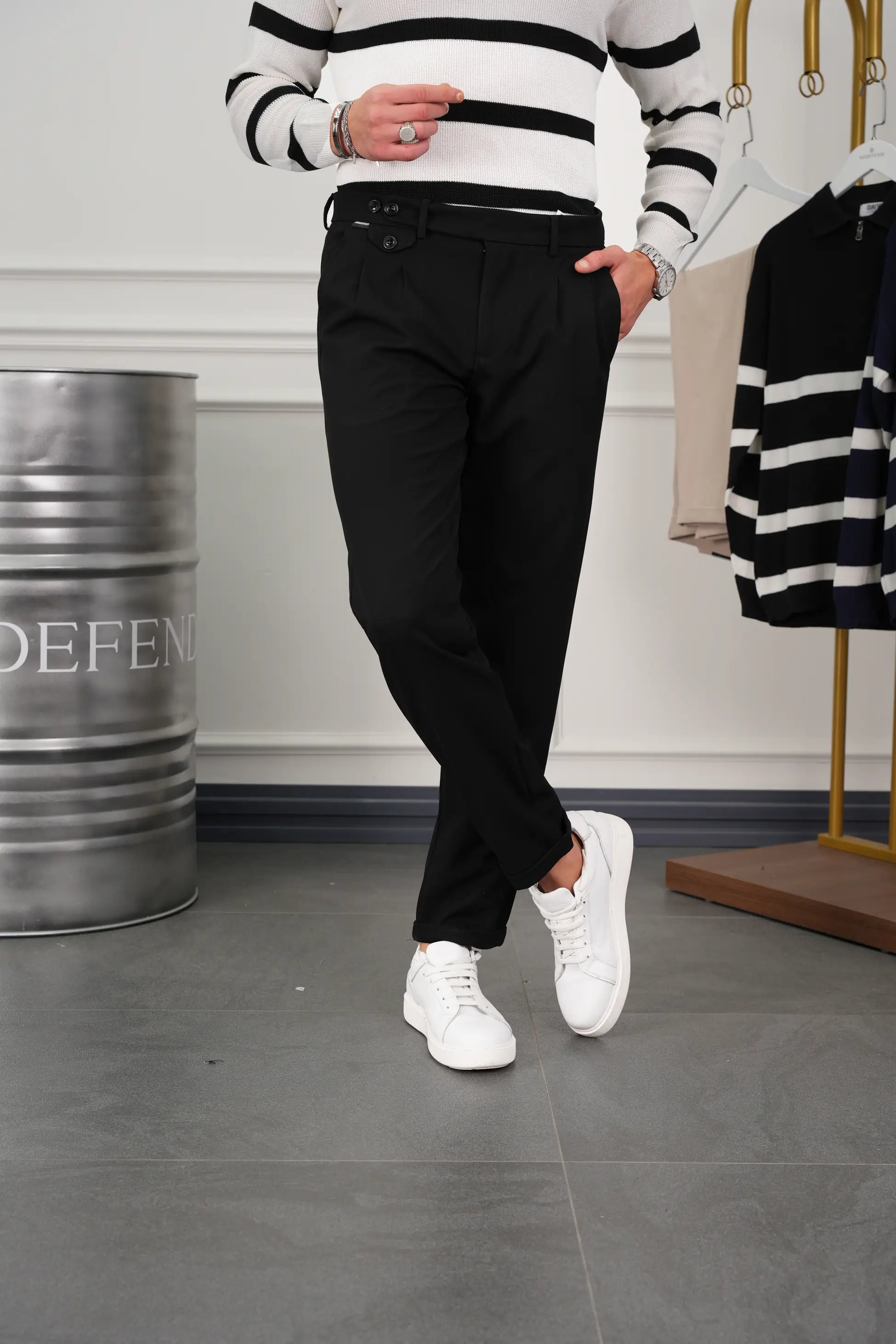 Tek Pile Yüksek Bel Çift Düğme Kumaş Pantolon