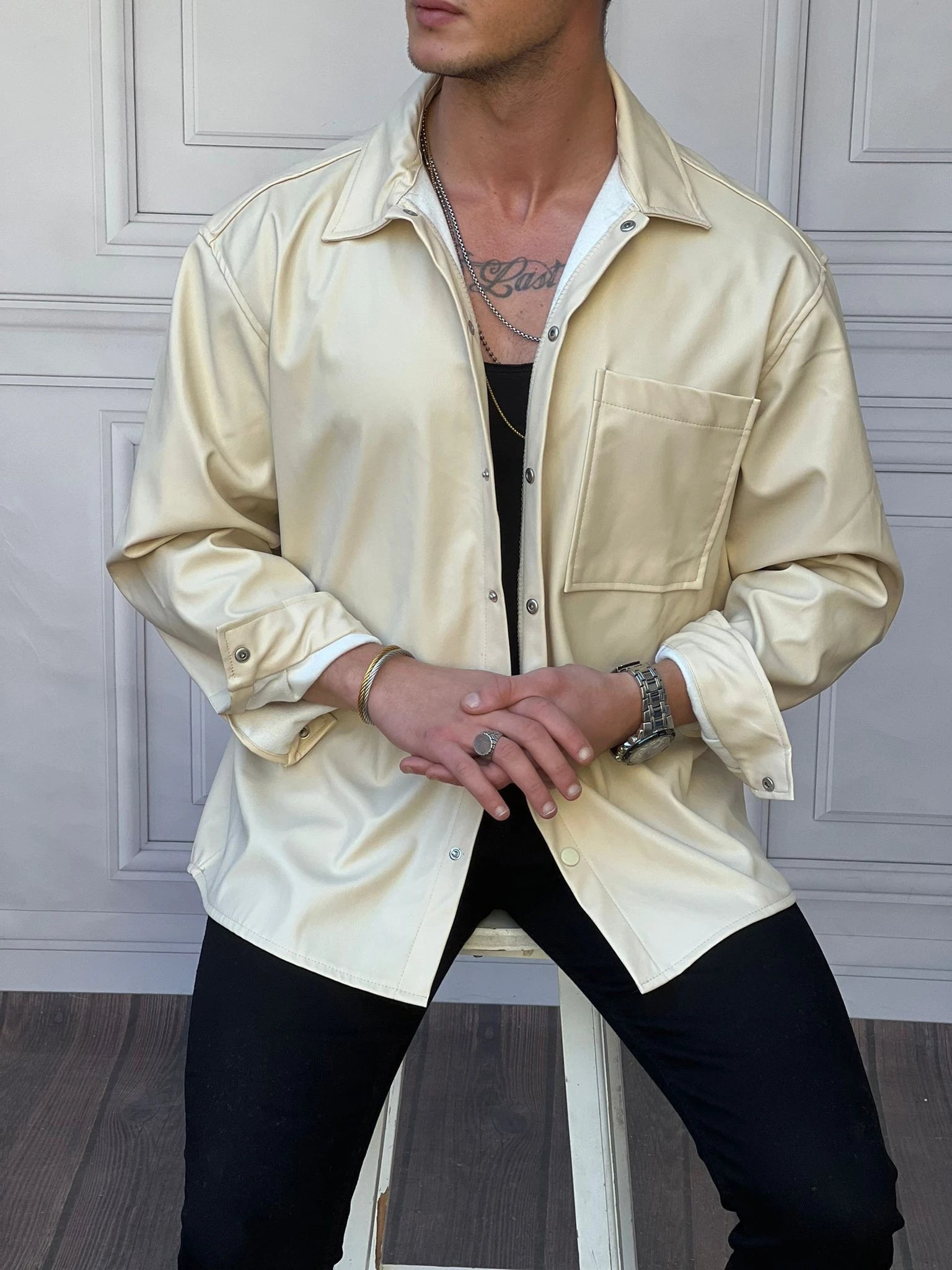 Yüksek Kalite Tek Cep Detaylı Oversize Deri Gömlek