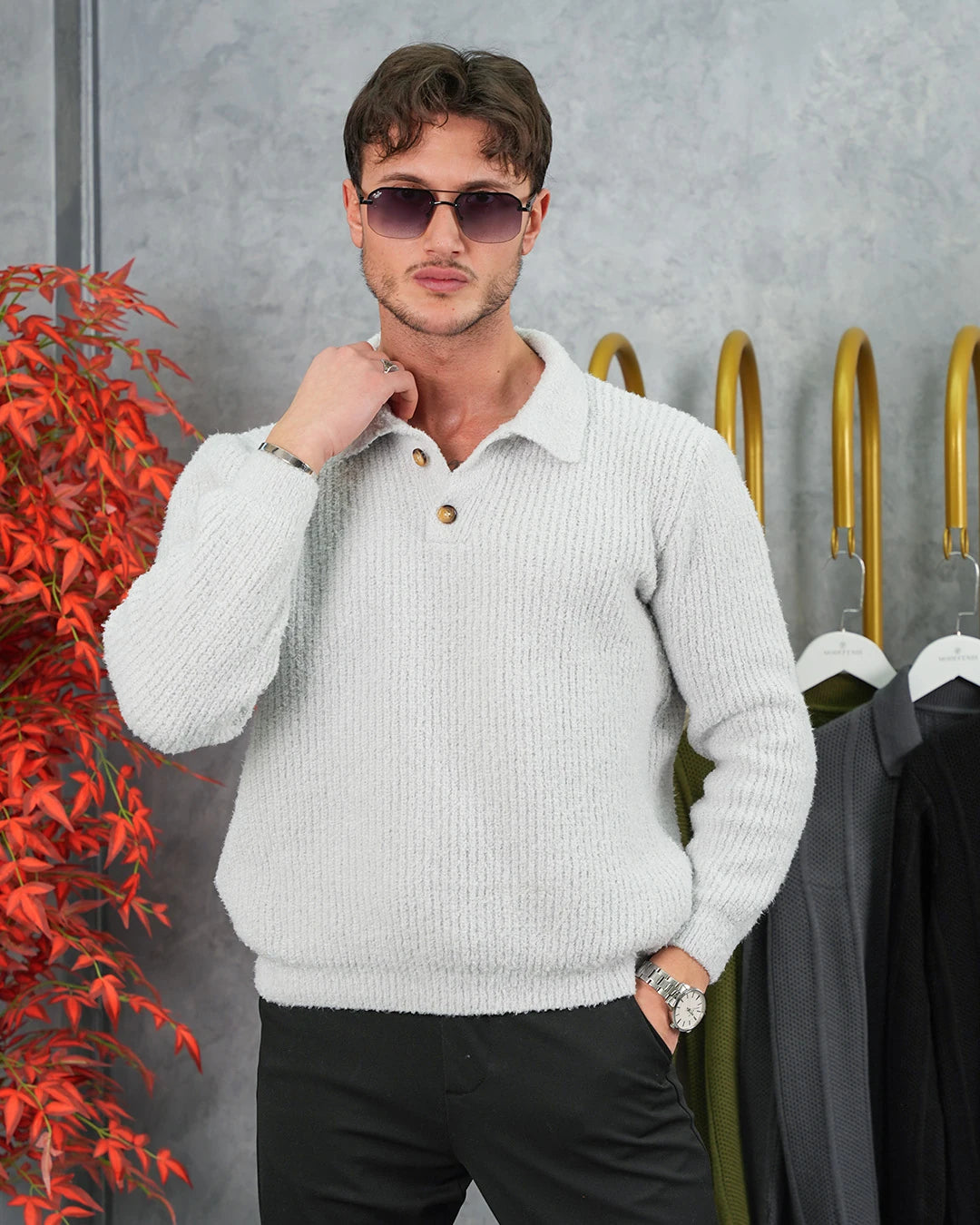 Peluş Dokulu Düğme Detaylı Triko Kazak