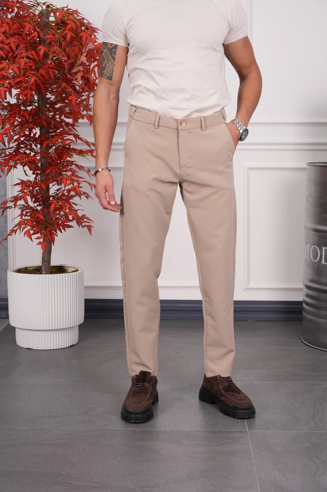 Gizli Lastik Bel Detaylı Kumaş Pantolon