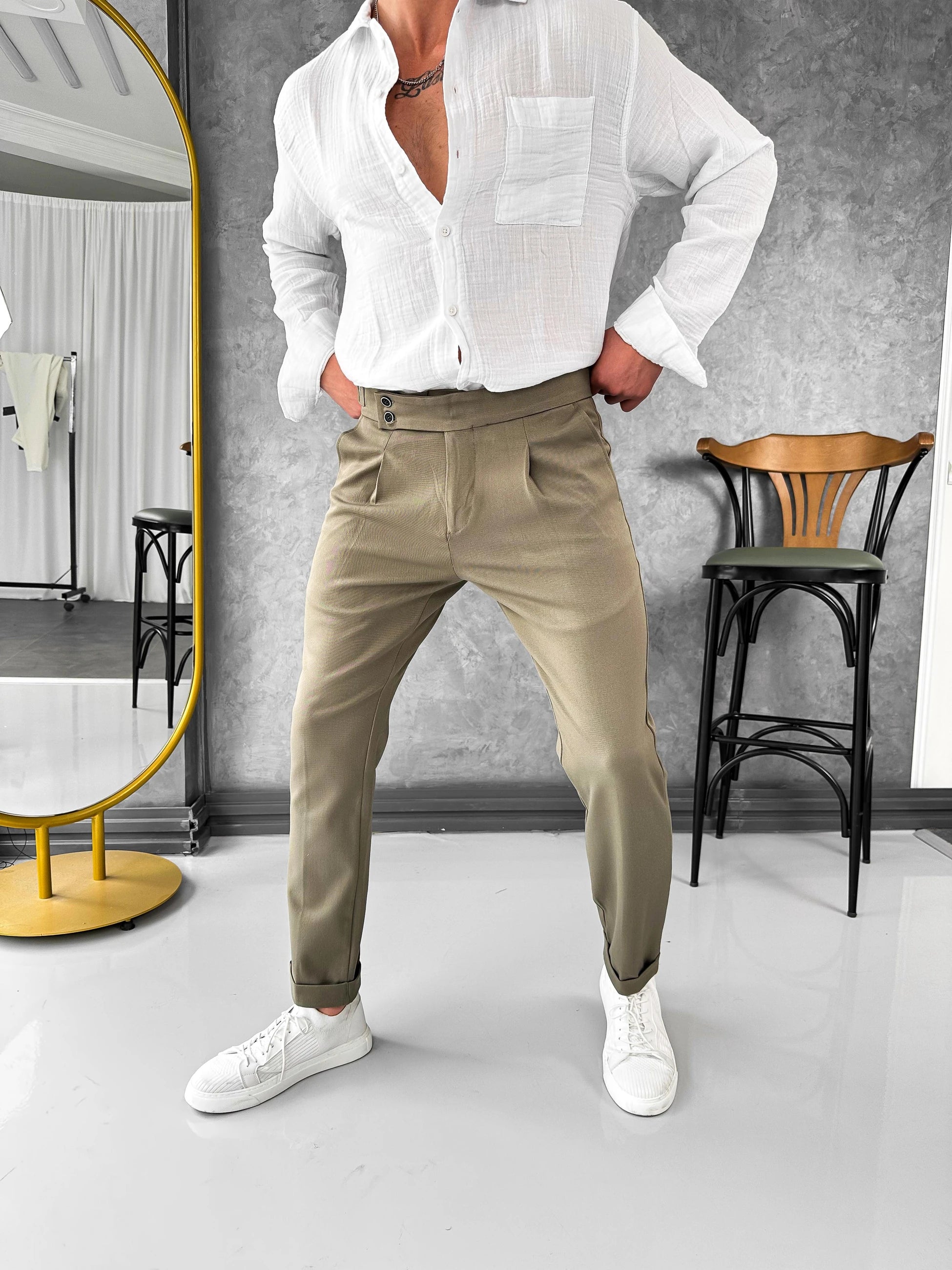 İki Düğme ve Toka Detaylı Yüksek Kalite Kumaş Pantolon