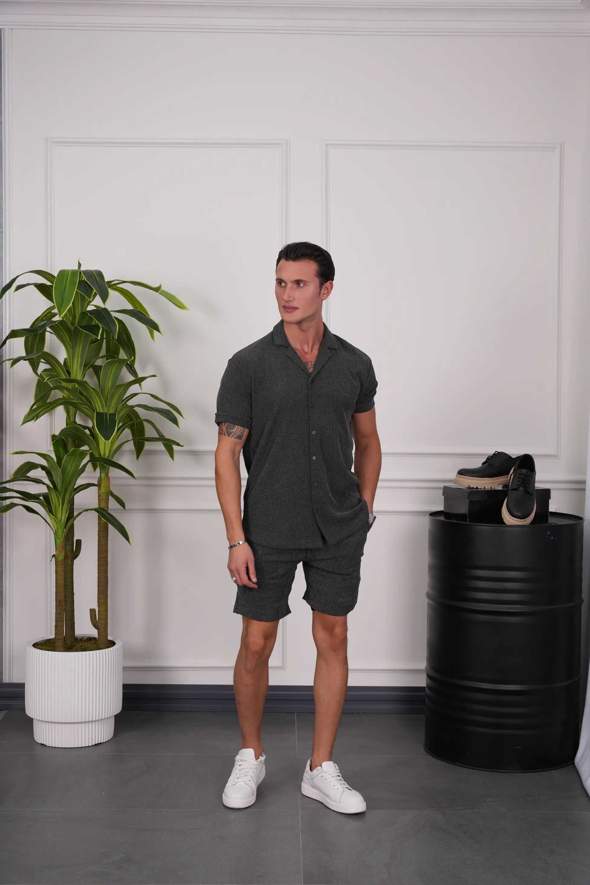 Rahat Kalıp Armur Kumaş Kısa Kollu Gömlek