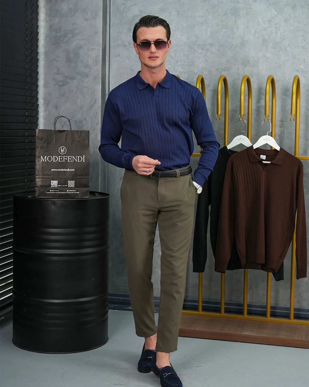 Pamuk Likra Slim Fit Kesik Yaka Dikey Çizgi Triko Kazak