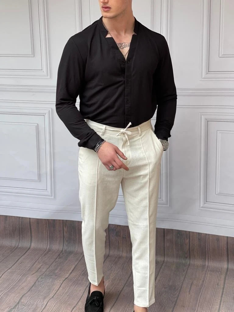 Pamuklu Kesik Yaka Rahat Kalıp Gömlek