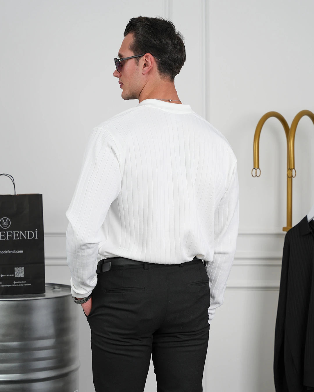 Pamuk Likra Slim Fit Kesik Yaka Dikey Çizgi Triko Kazak