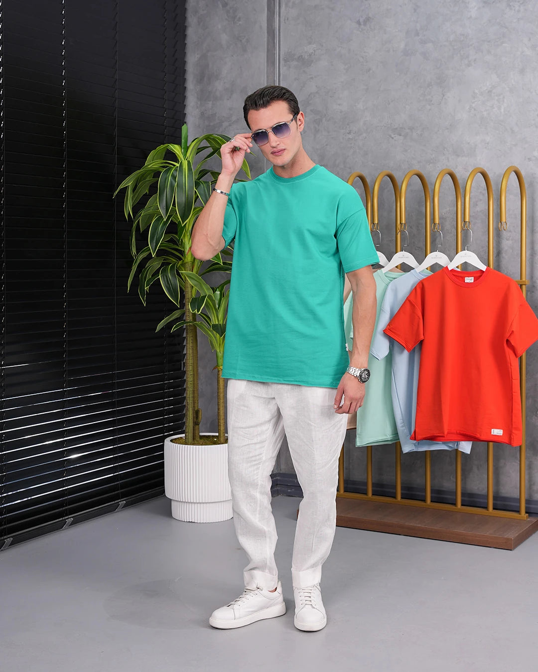 Pamuk Likra Yırtmaç Detaylı 2 İplik Oversize Tshirt