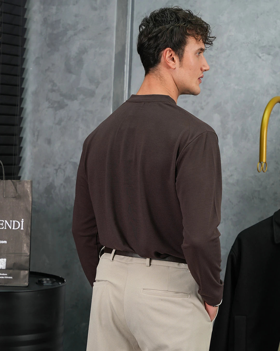 Pamuk Likra Orta Slim Fit Hakim Yaka İki Düğme Sweatshirt