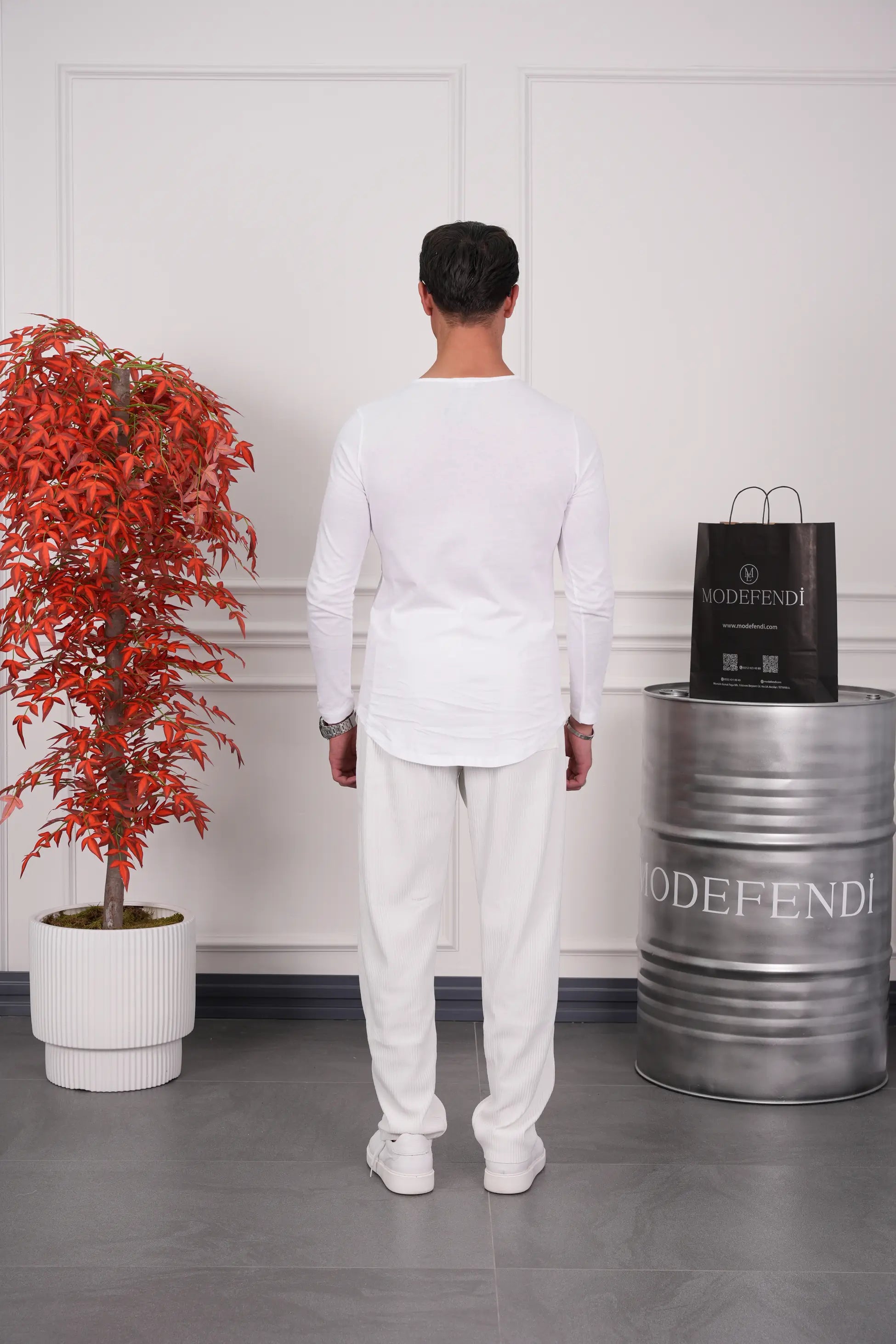 Slim Fit Oval Kesim Uzun Kollu Pamuk Basic Tshırt