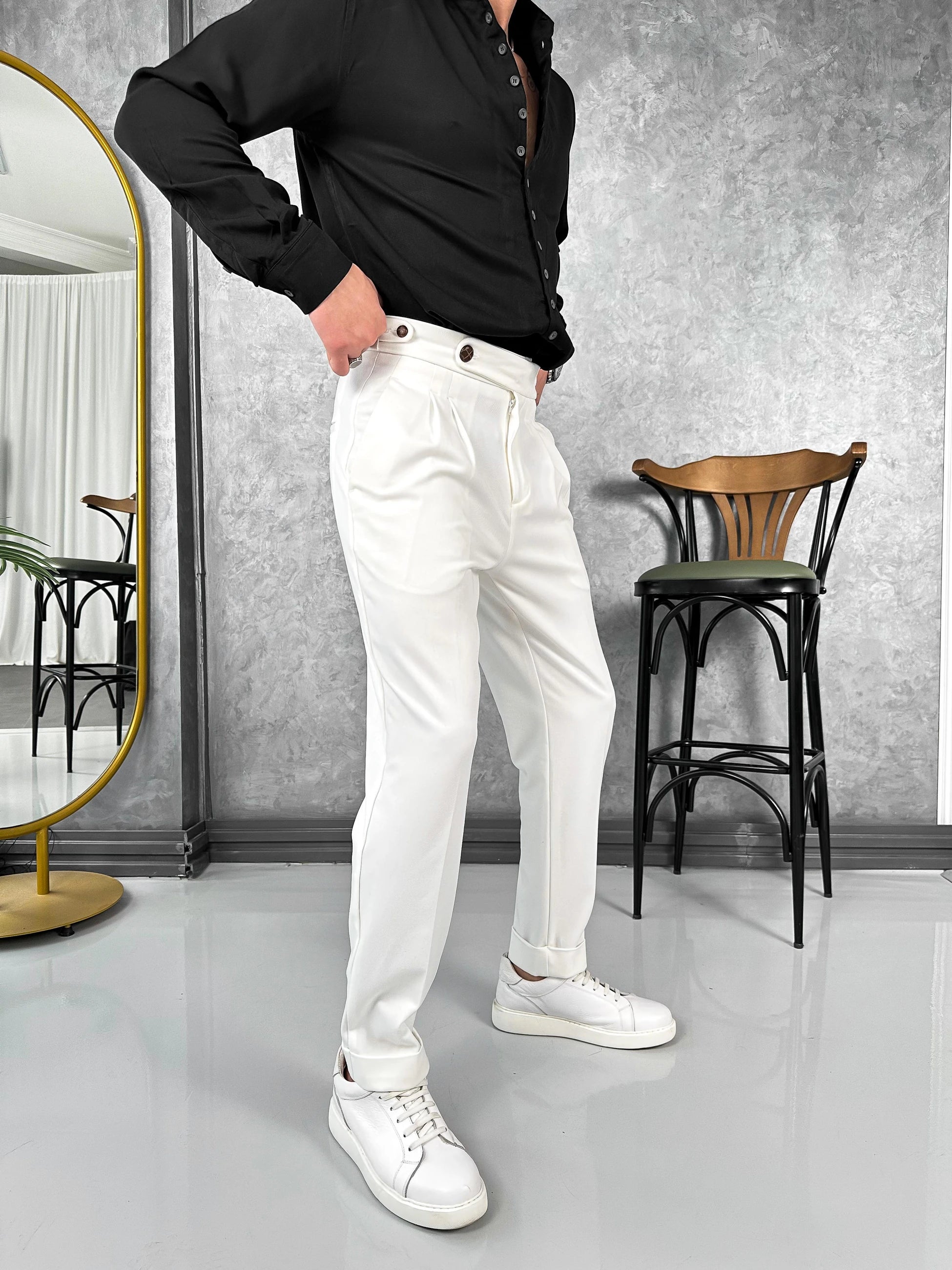 Tek Düğme Detaylı İtalyan Kesim Pileli Pantolon