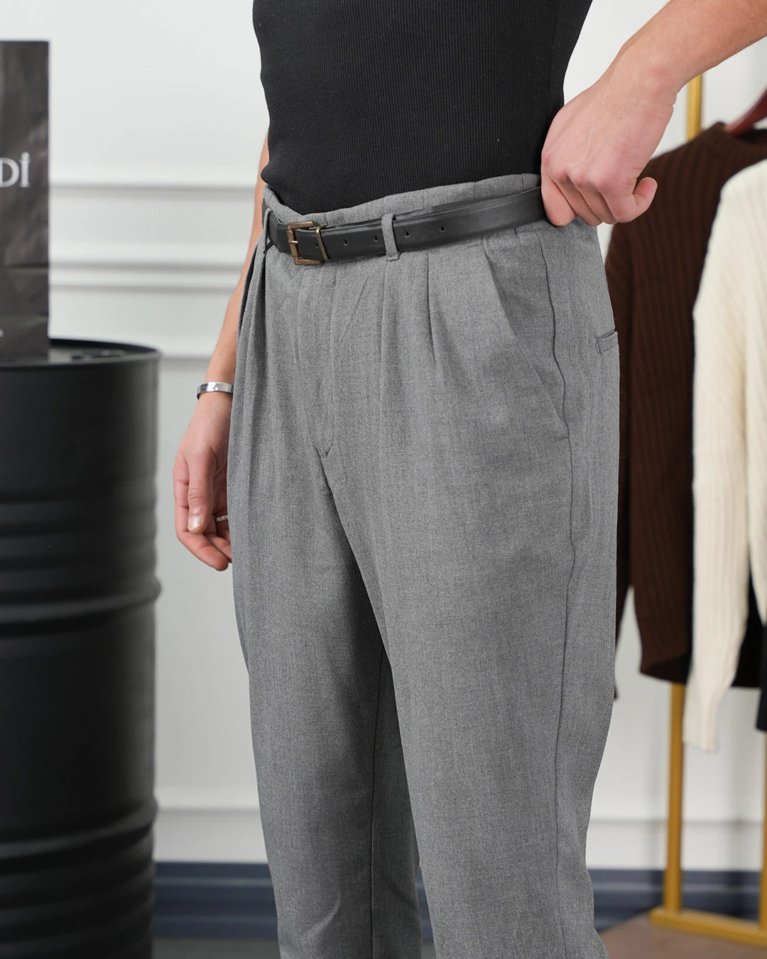 Kemer Detaylı İtalyan Kesim Pileli Pantolon