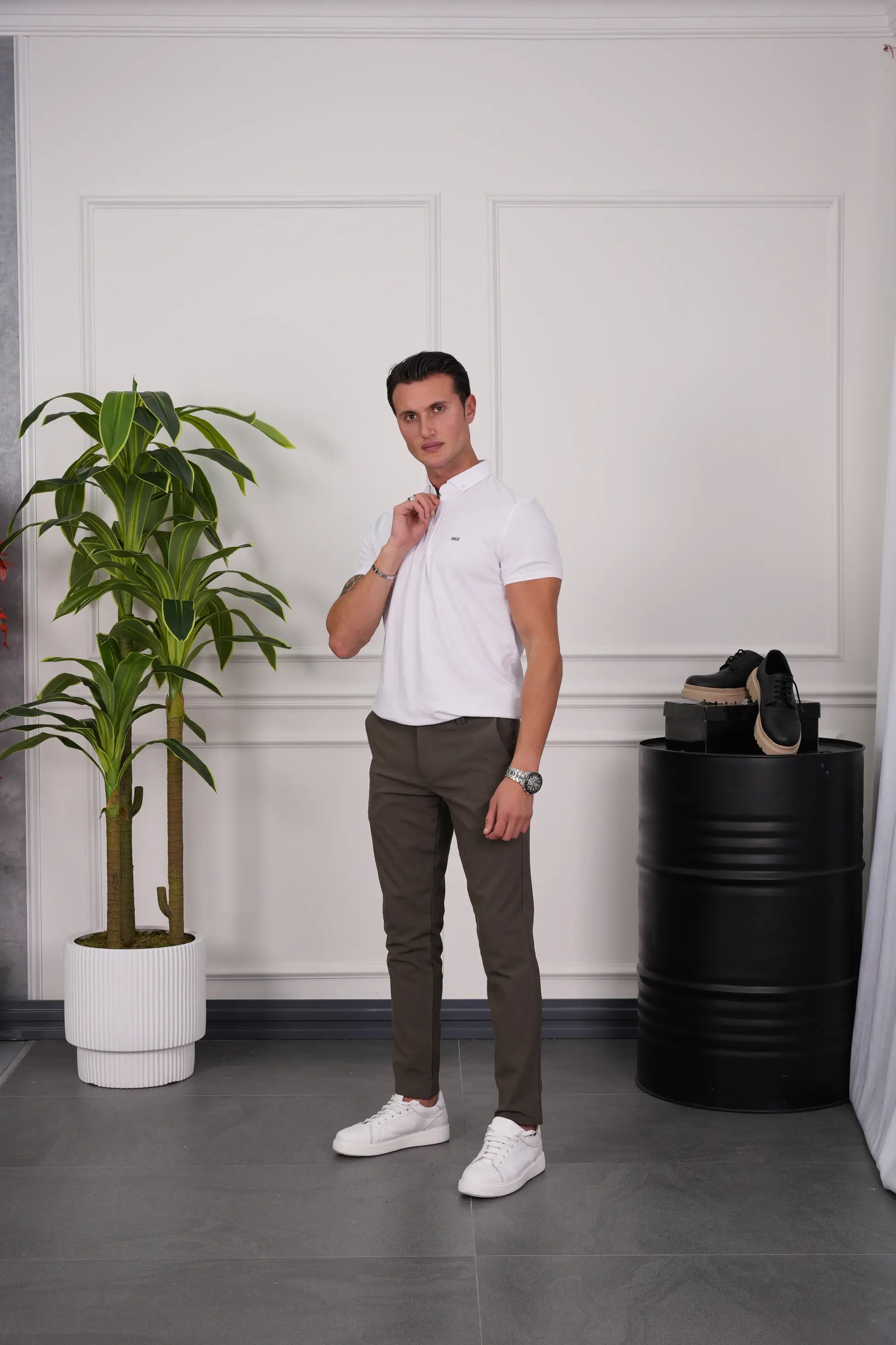 Pamuk Likra Slim Fit Kalıp Bebe Yaka Fermuarlı Tshirt