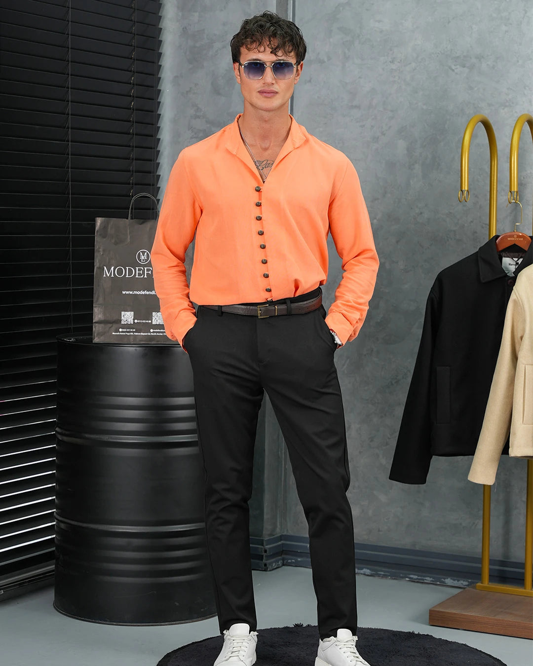 Ham Keten Metal Düğme Gömlek