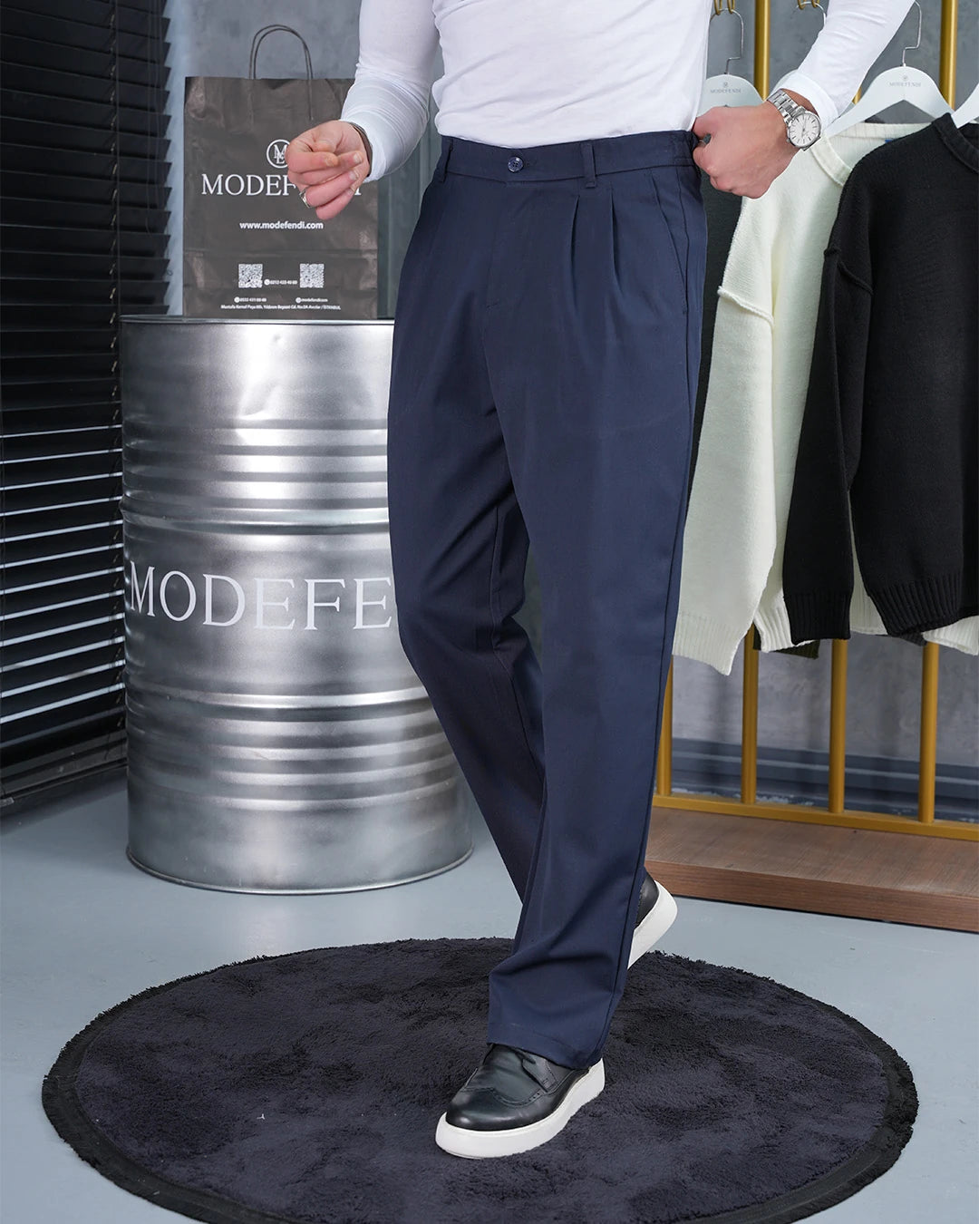 Baggy Kesim Pile Detaylı Kumaş Pantolon