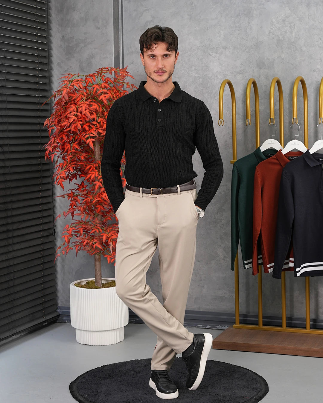 Polo Yaka Örgü Dokulu Triko Kazak