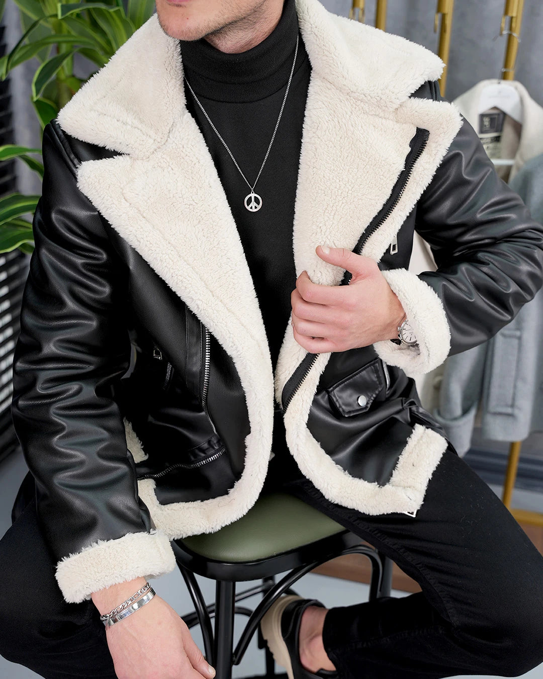 Demonte Kemer Detaylı Full Kürklü Deri Mont