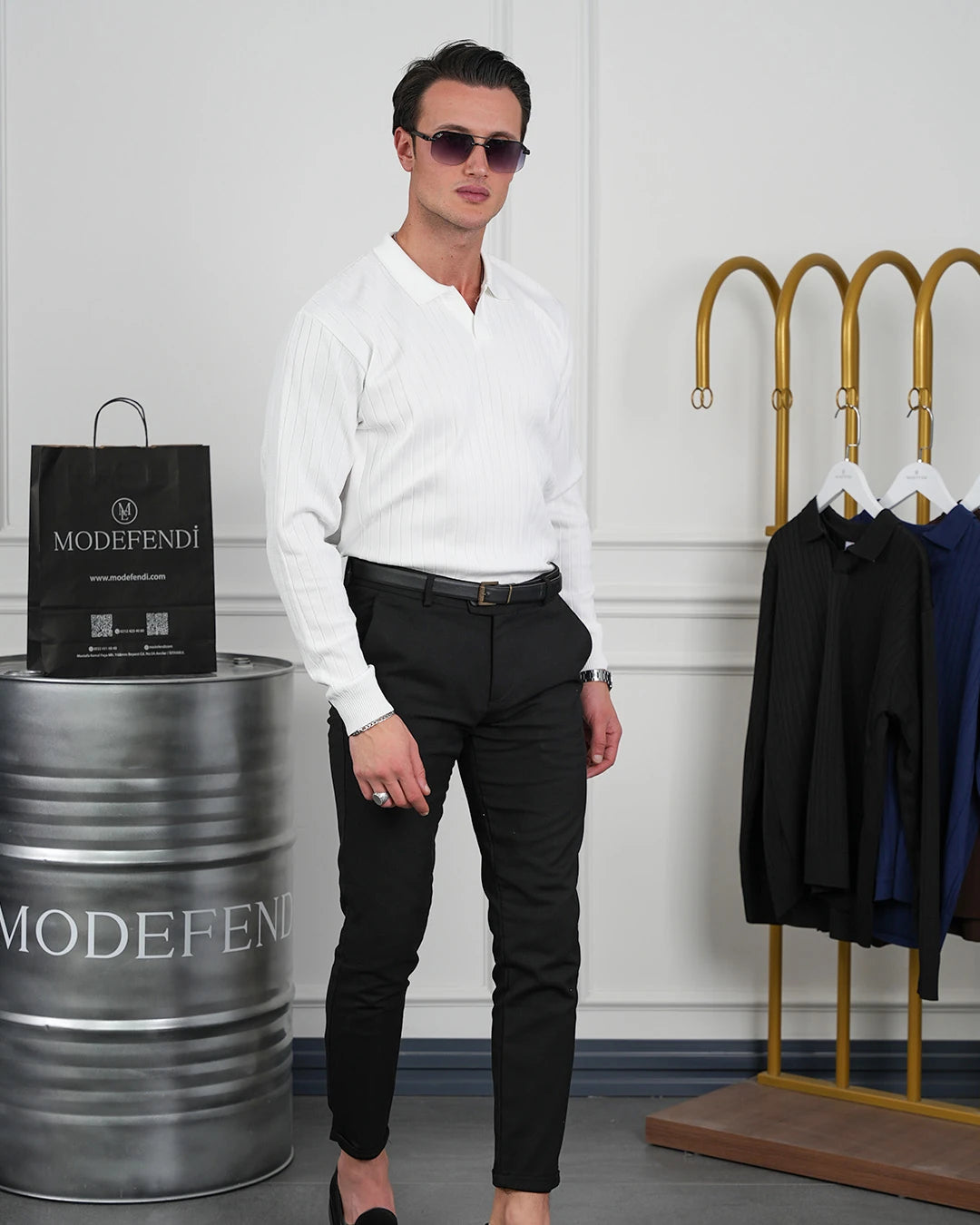 Pamuk Likra Slim Fit Kesik Yaka Dikey Çizgi Triko Kazak