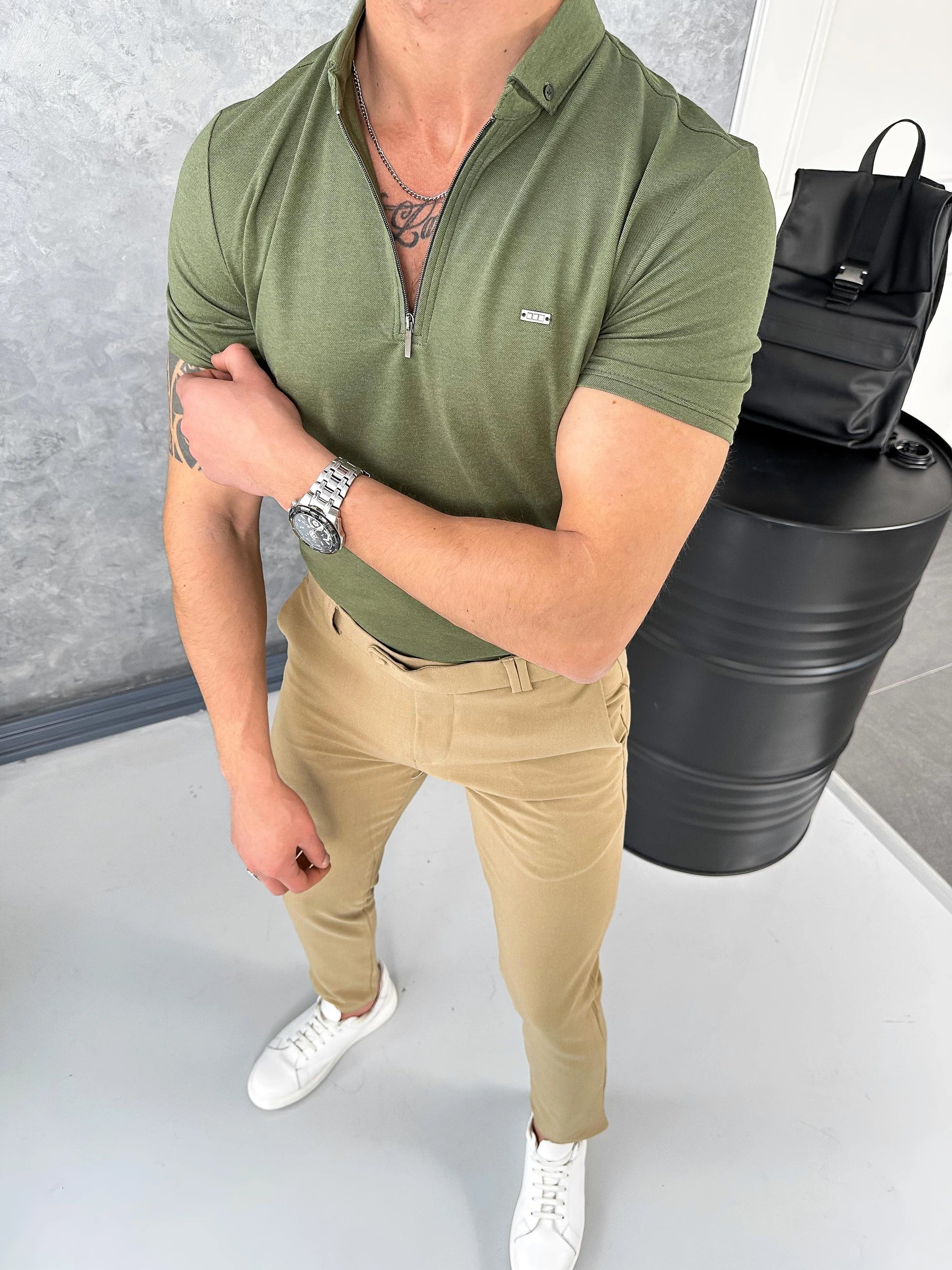 Pamuk Likra Slim Fit Kalıp Bebe Yaka Fermuarlı Tshirt