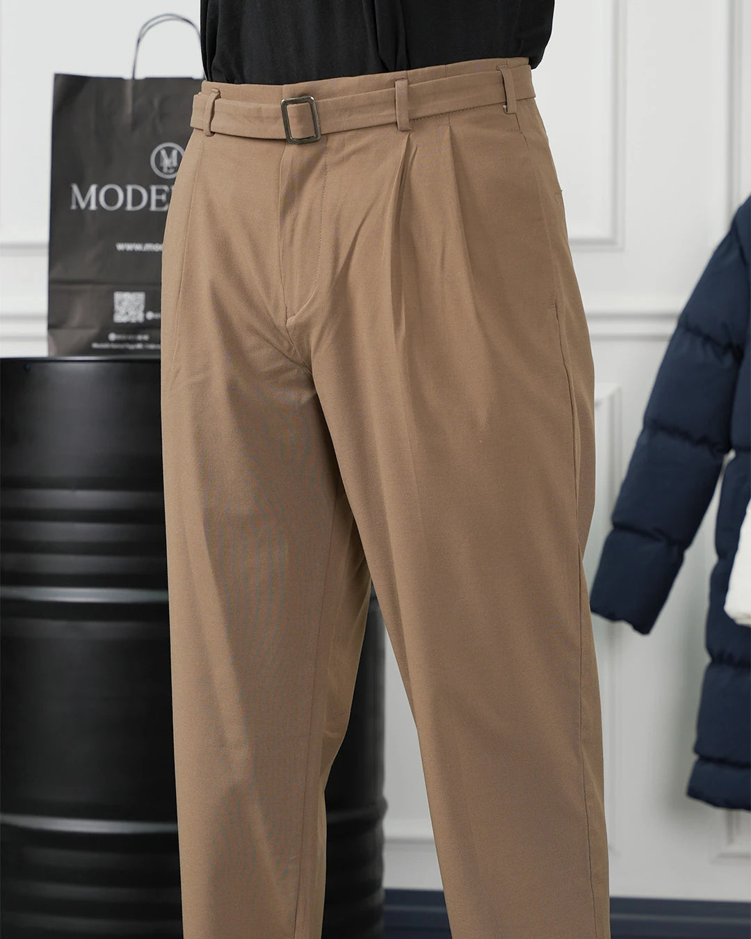 Kemer Detaylı Geniş Kalıp Baggy Pantolon