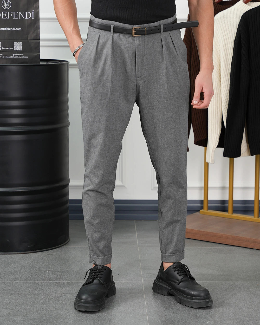 Kemer Detaylı İtalyan Kesim Pileli Pantolon