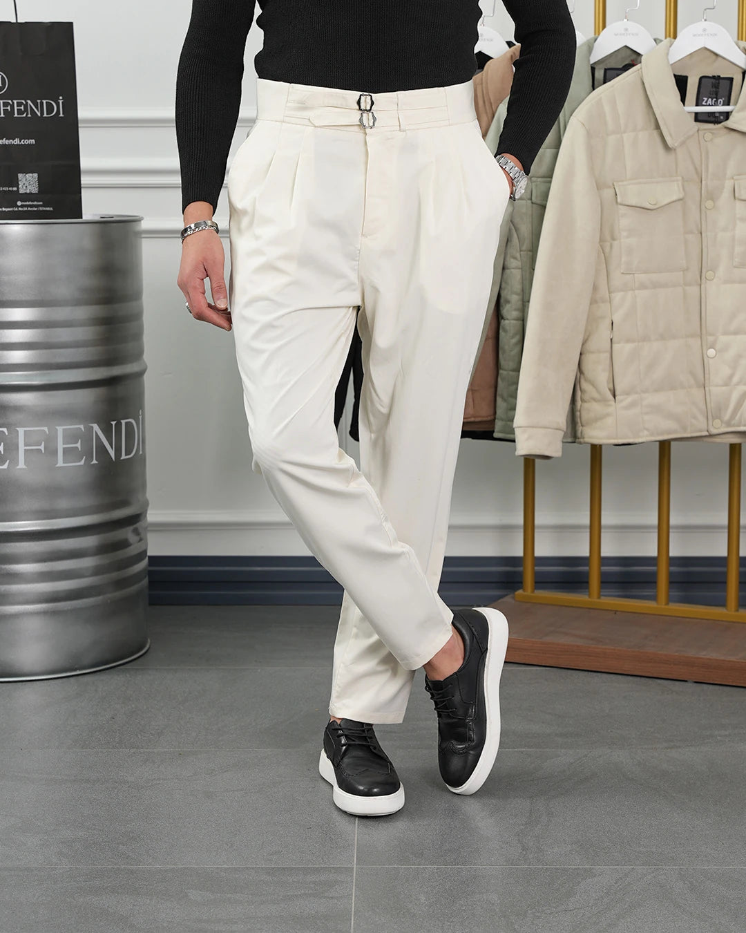 Toka Detaylı Çift Pile İtalyan Kesim Pantolon