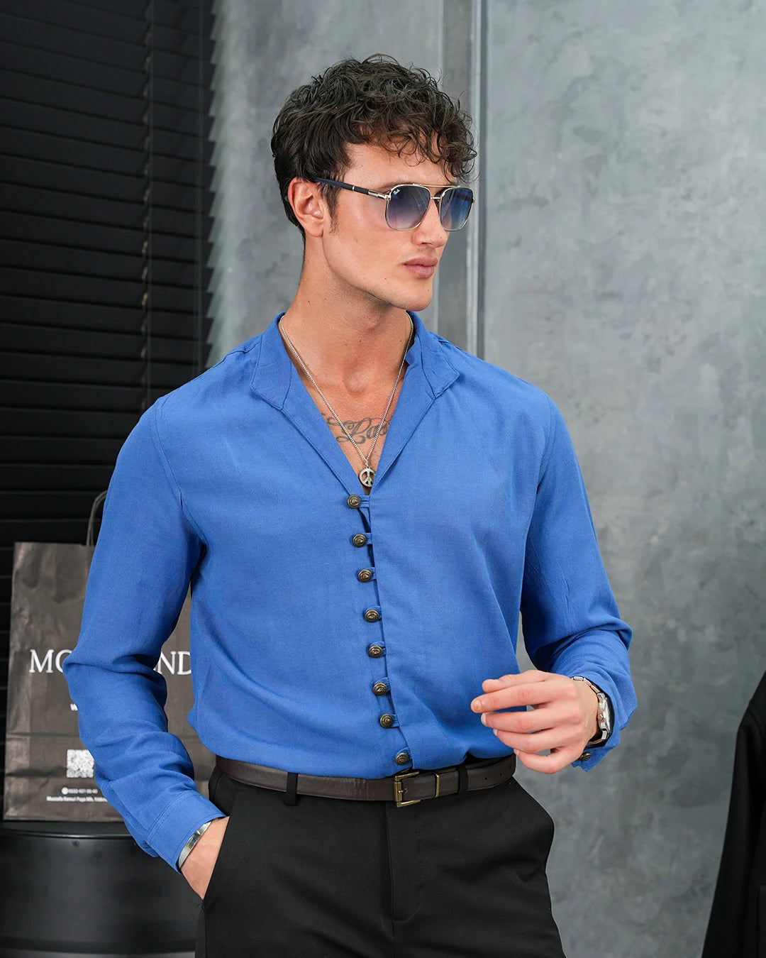 Ham Keten Metal Düğme Gömlek