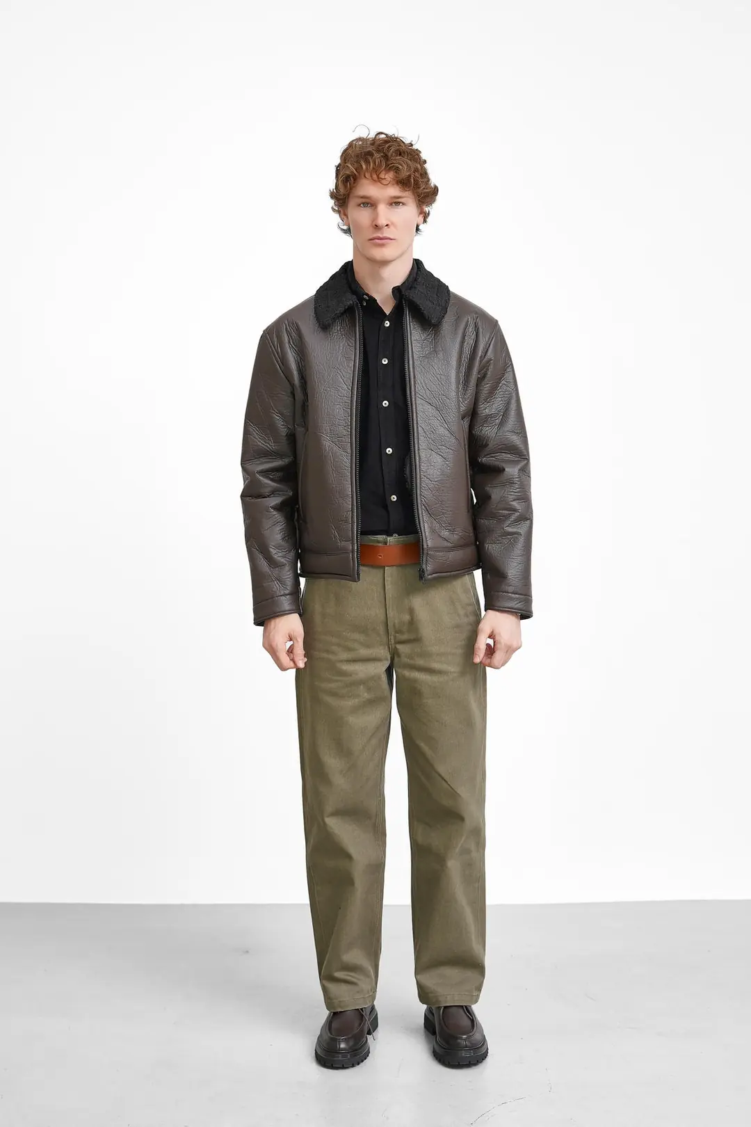 Orta Slim Fit İçi Elyaf Yaka Kürk Detaylı İthal Deri Yan Cep Deri Mont - 5